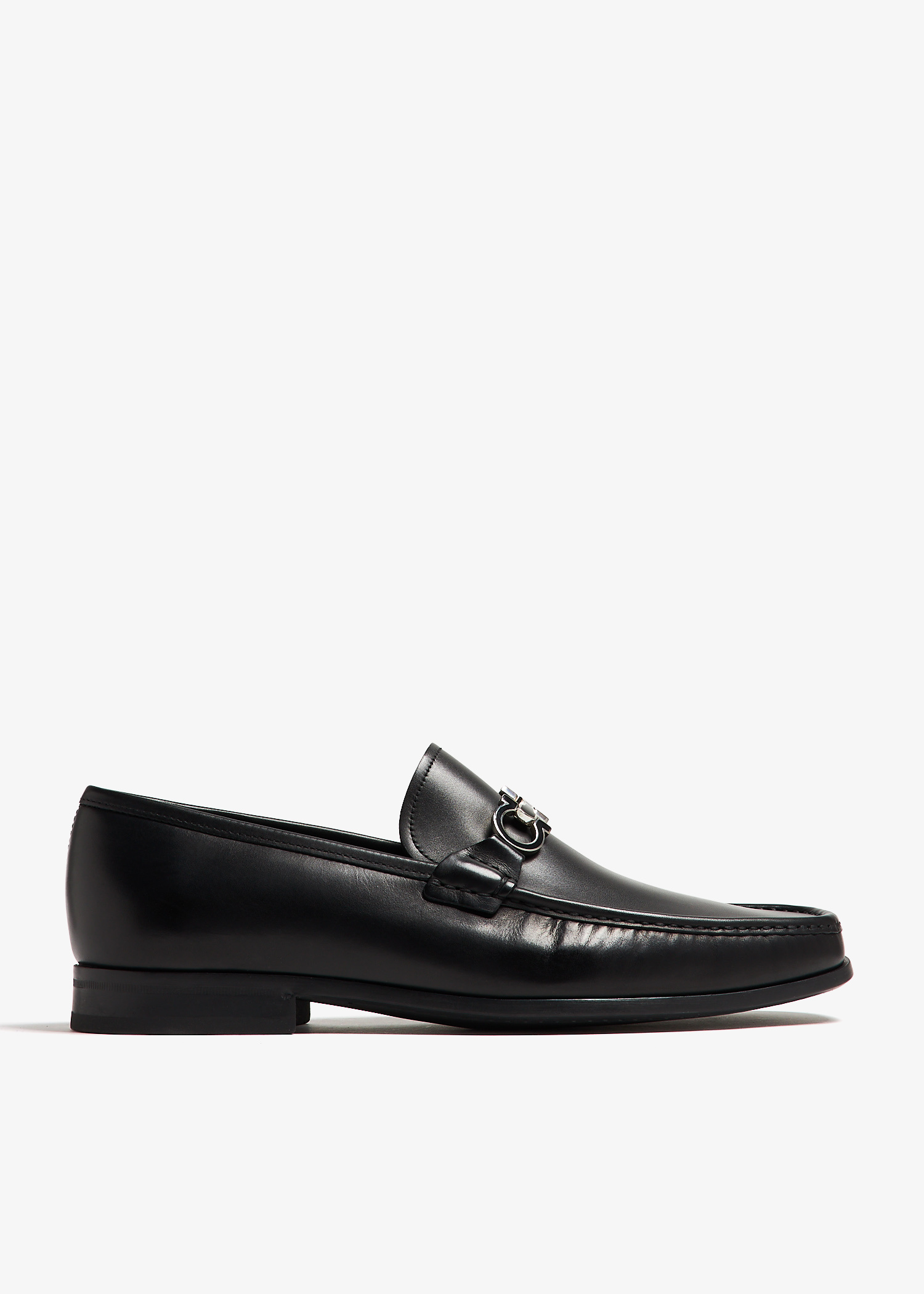 Ferragamo Chris moccasins for Men - Black in UAE | Level Shoes