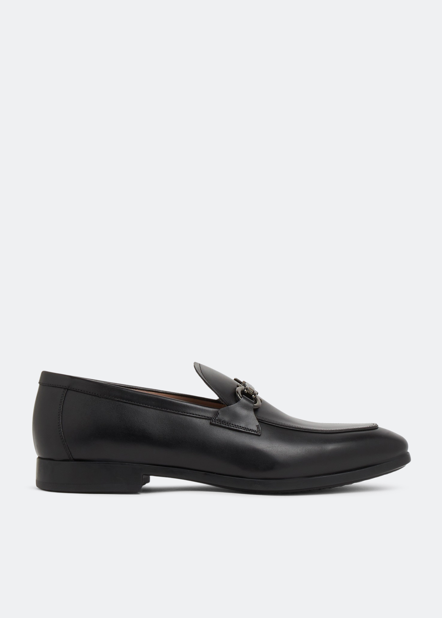 Ferragamo Gancini loafers for Men - Black in UAE | Level Shoes