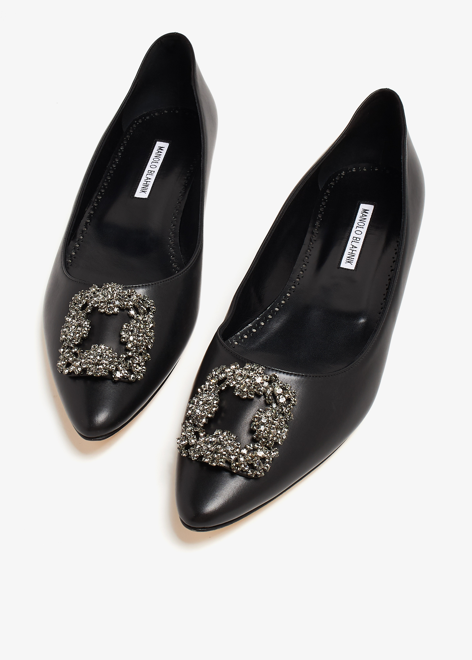 【送料&関税込】Manolo Blahnik Hangisi Ballerinas Manolo Blahnik Hangisi Ballerina Shoes | Silver | FARFETCH