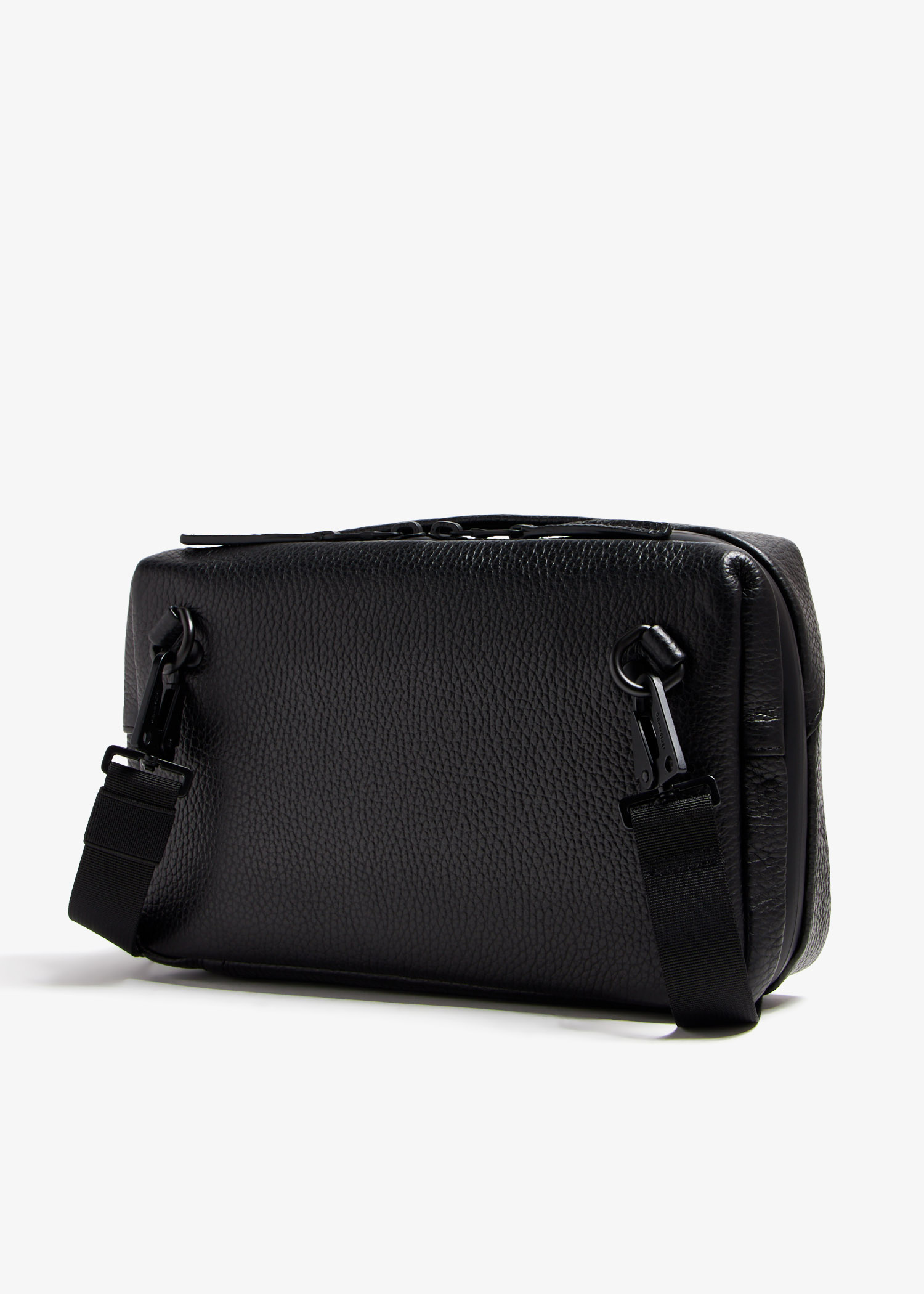 GRAMS28 132 pro essential case for Men - Black in UAE