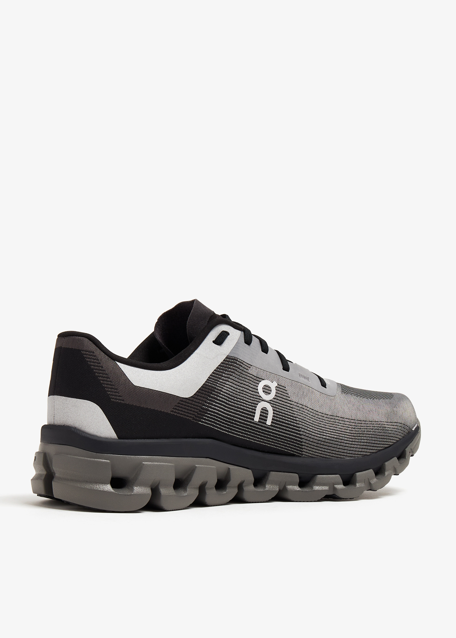 期間限定セール On Cloudflow 4 sneakers for Women - Grey in Qatar | Level Shoes スノーボード