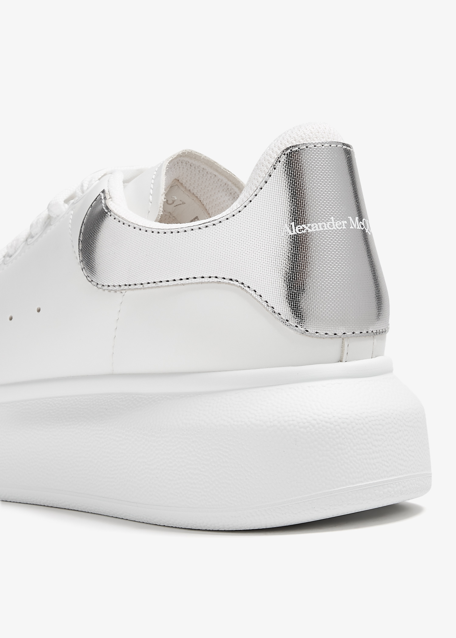今週のおすすめ製品 McQueen Oversized sneakers for Women - White in UAE | Level テープ・マスキングテープ