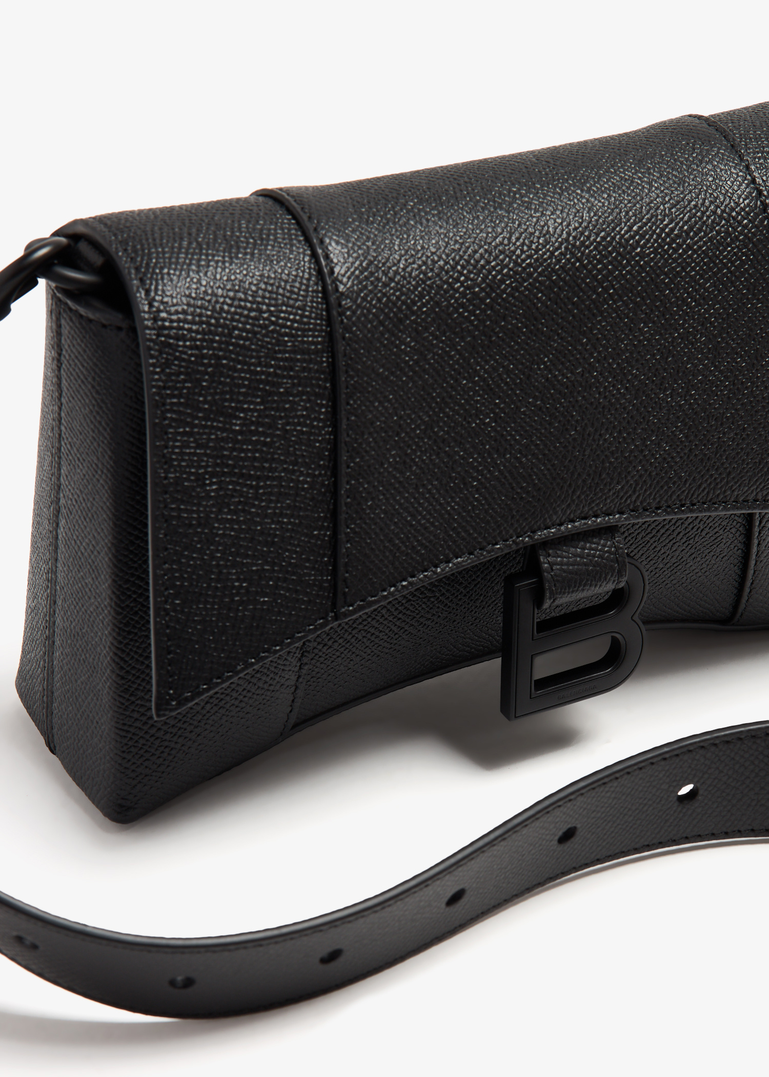 24PF new/BALENCIAGA ダウンタウンBロゴボディバッグ Bag Black BALENCIAGA UNISEX Downtown XS Crossbody Bag Black