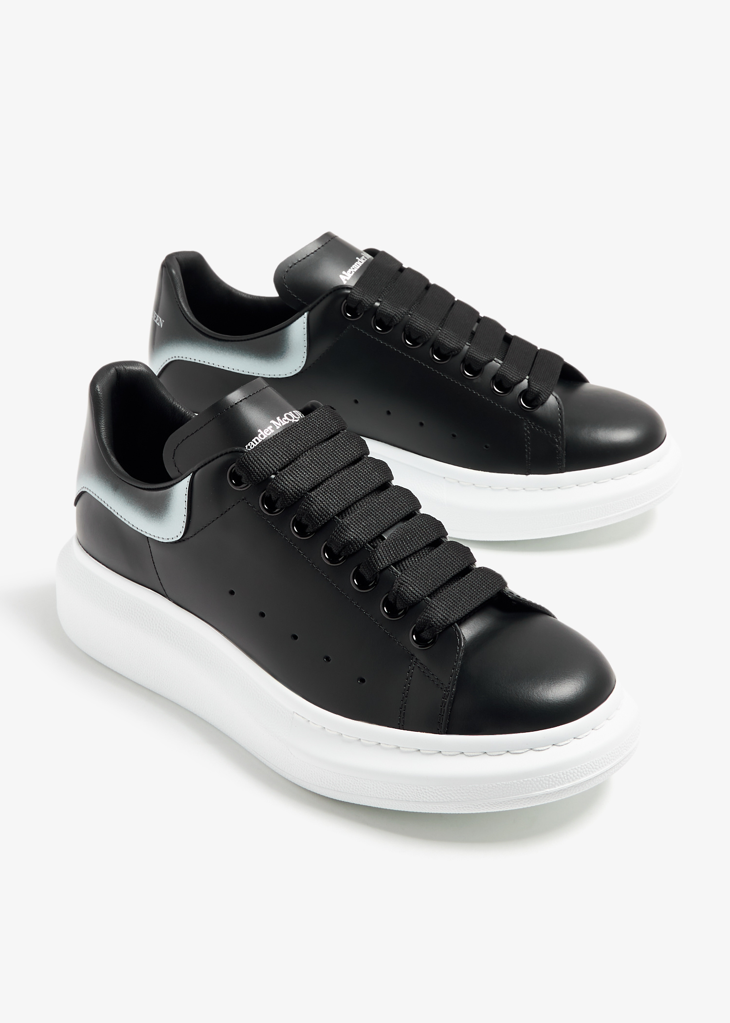 McQueen 男士超大运动鞋- 黑色| 阿联酋Level Shoes