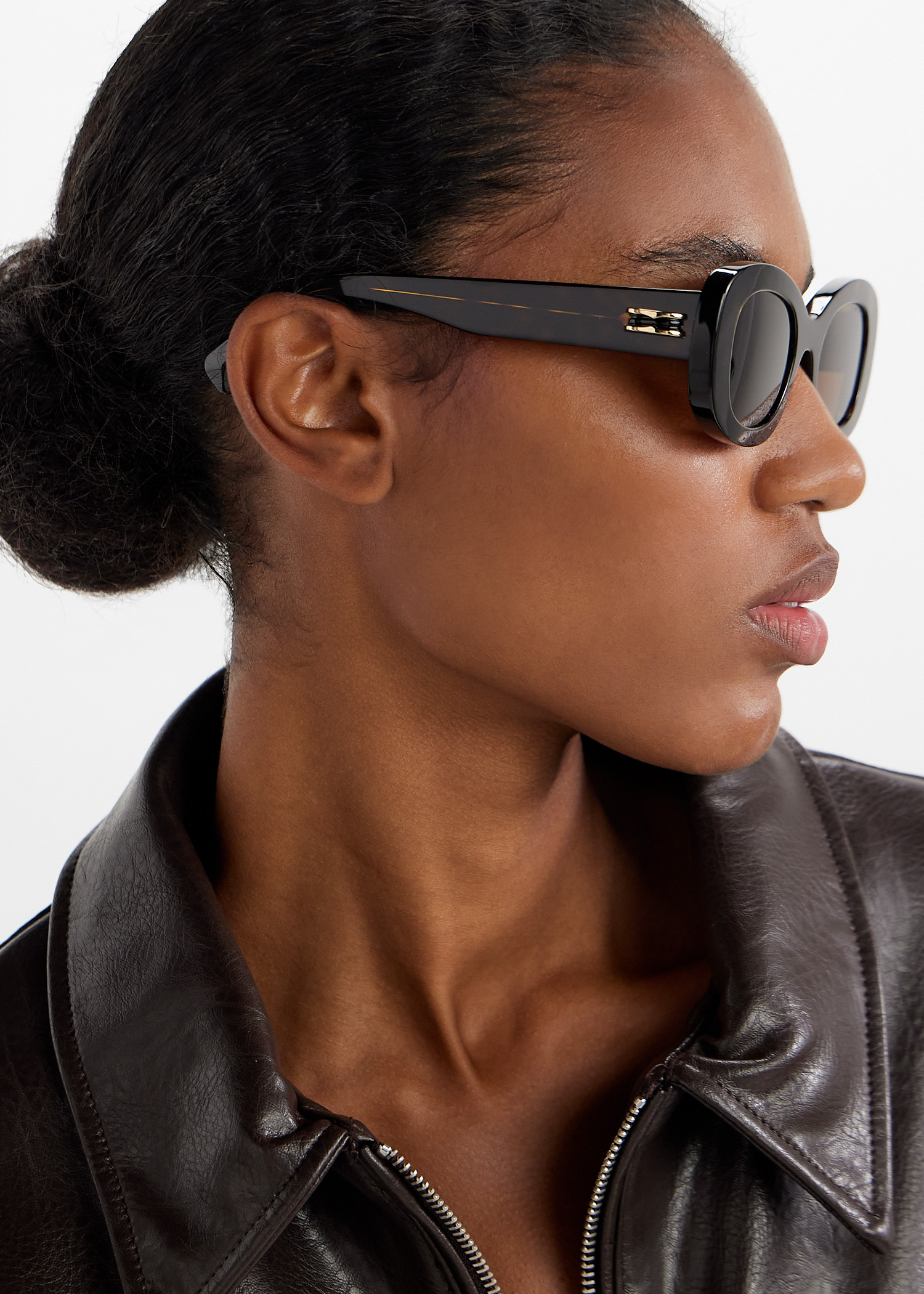 【メール便無料】 sunglasses oval B.zero1 BVLGARI for UAE in Brown - Women 小物