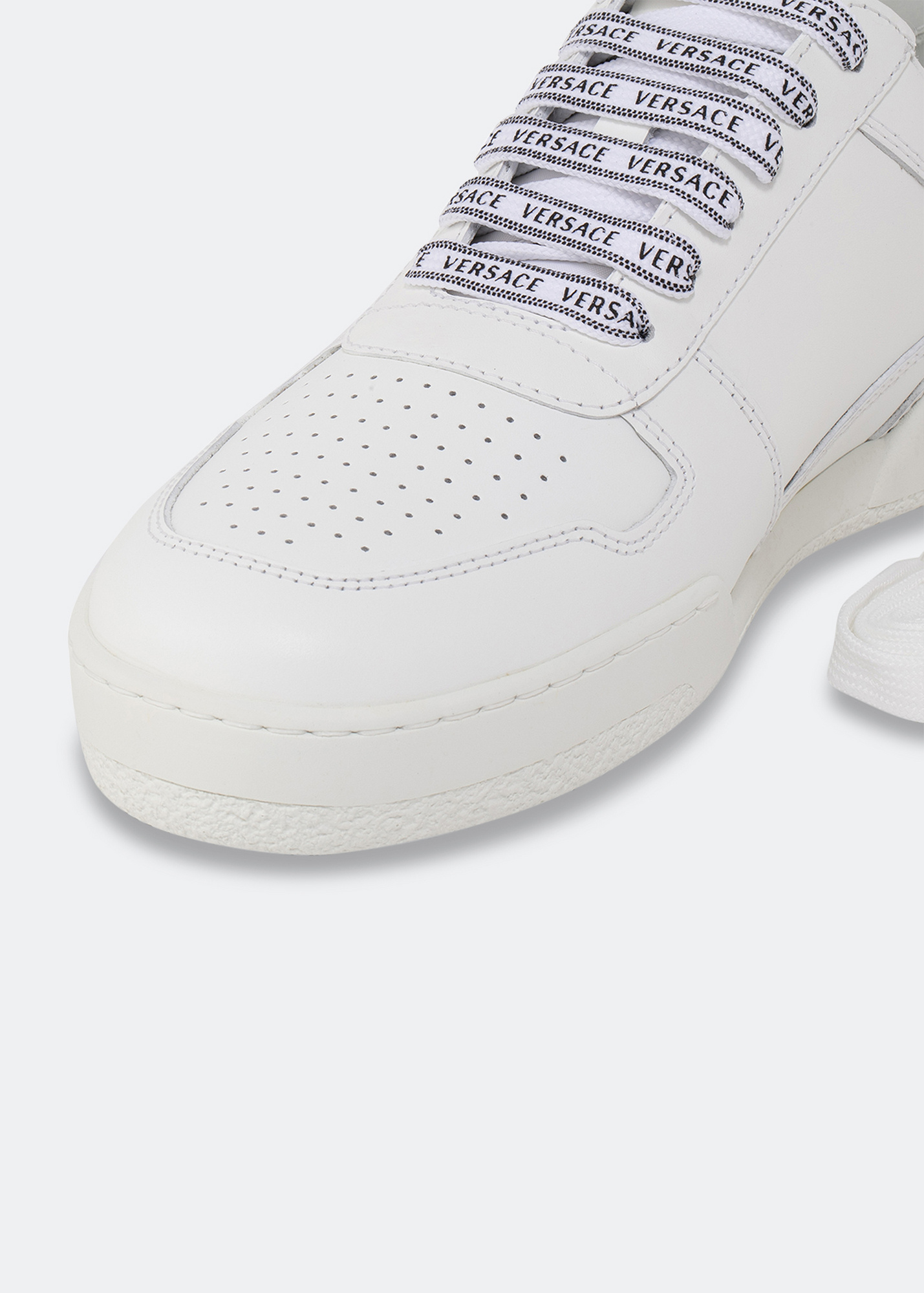 Versace Ilus sneakers for Women - White in UAE | Level Shoes
