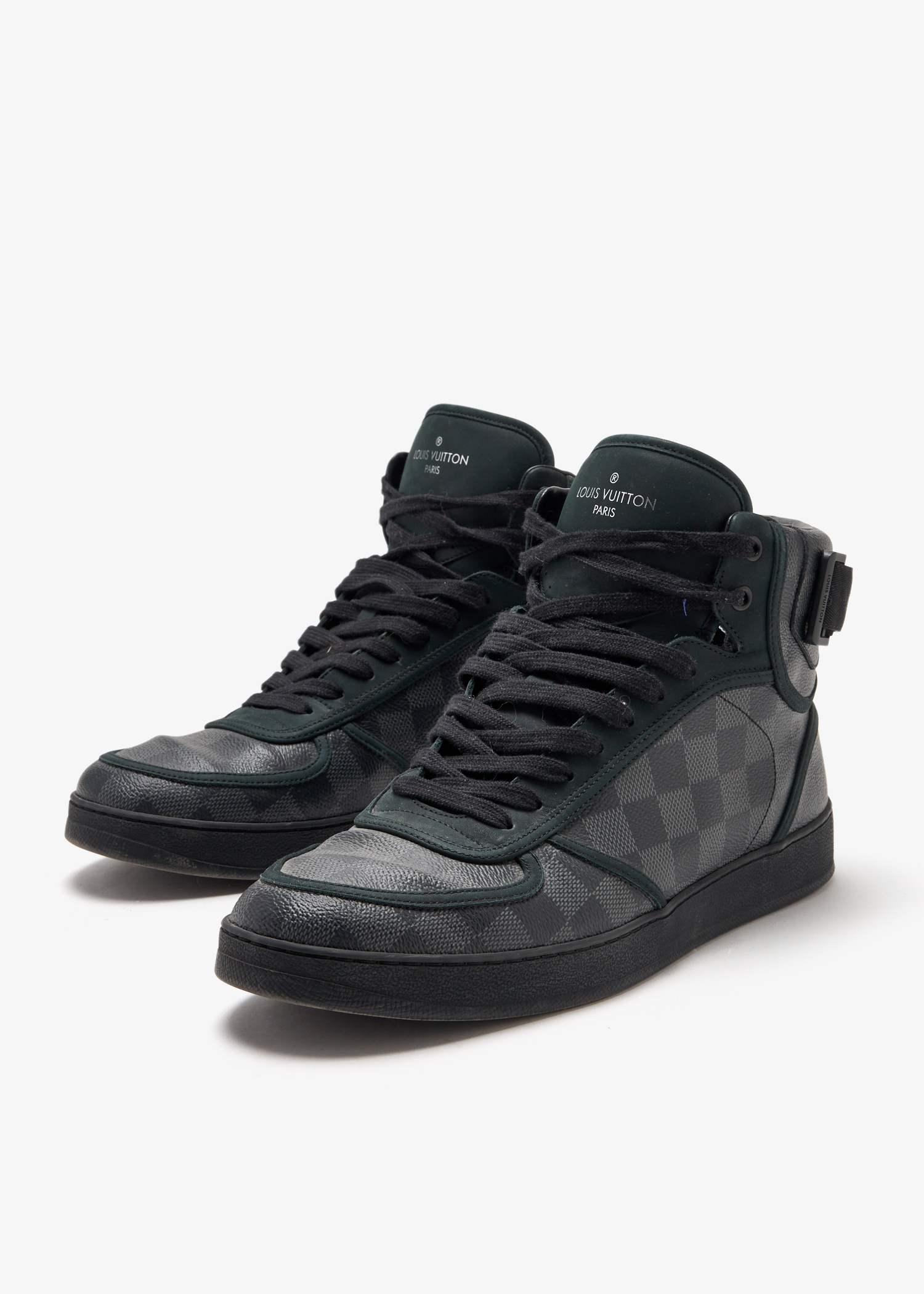 日本最大の Graphite Damier Pre-Loved Vuitton Louis Rivoli for sneakers 靴
