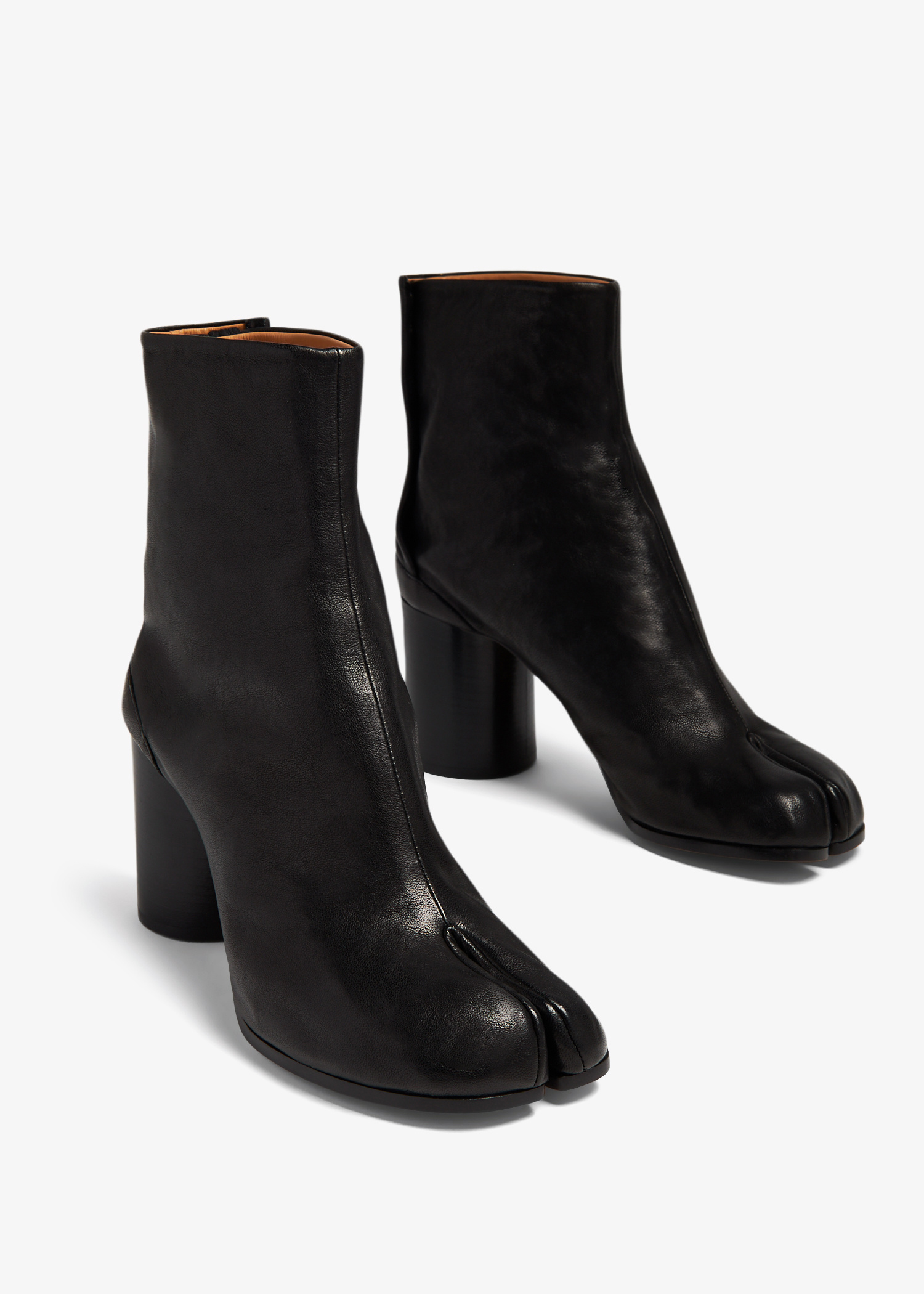 Maison Margiela Tabi Ankle Boots - H60 Black – Kith Canada