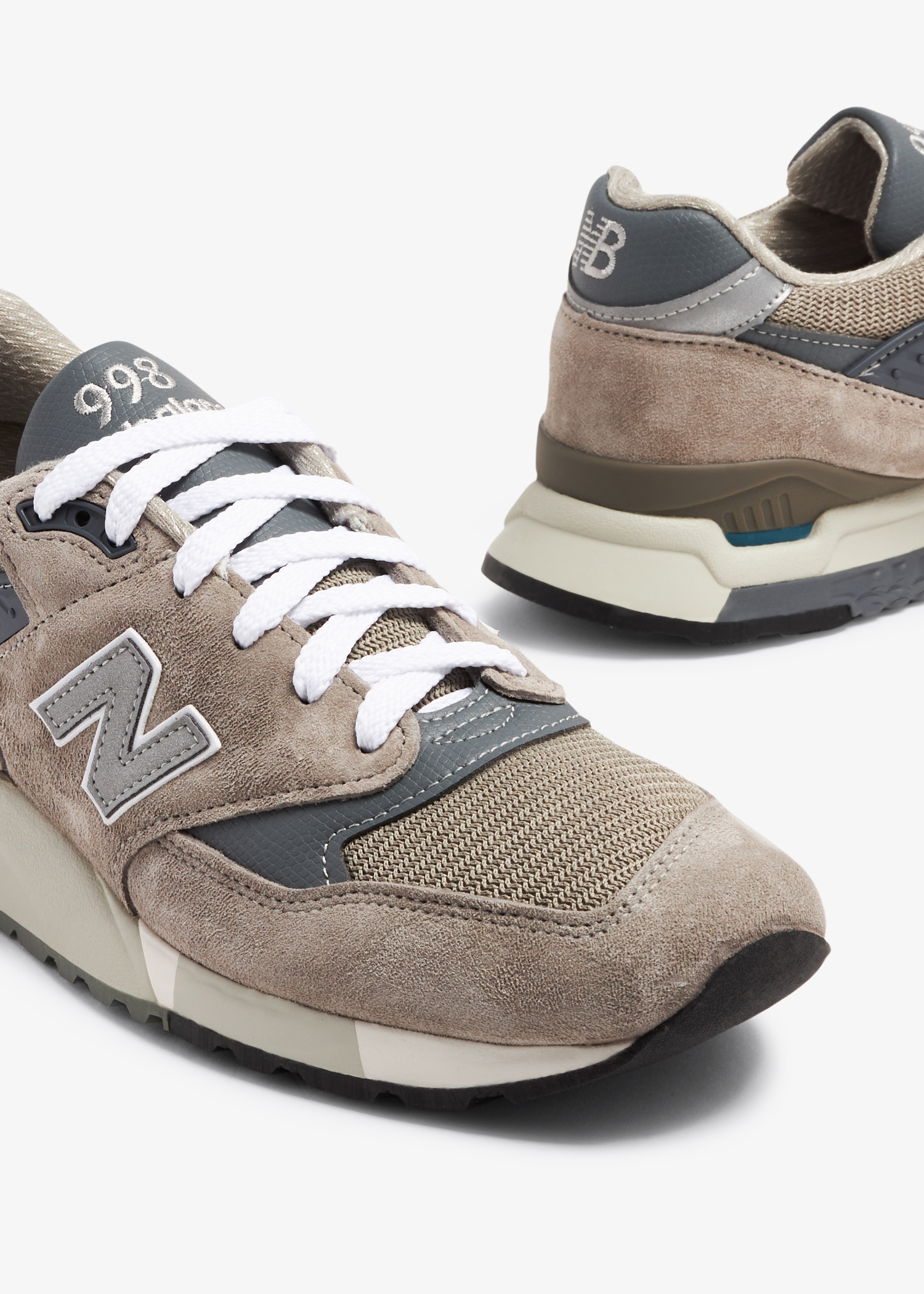 New Balance 988 Sneakers Grey MH988XGY