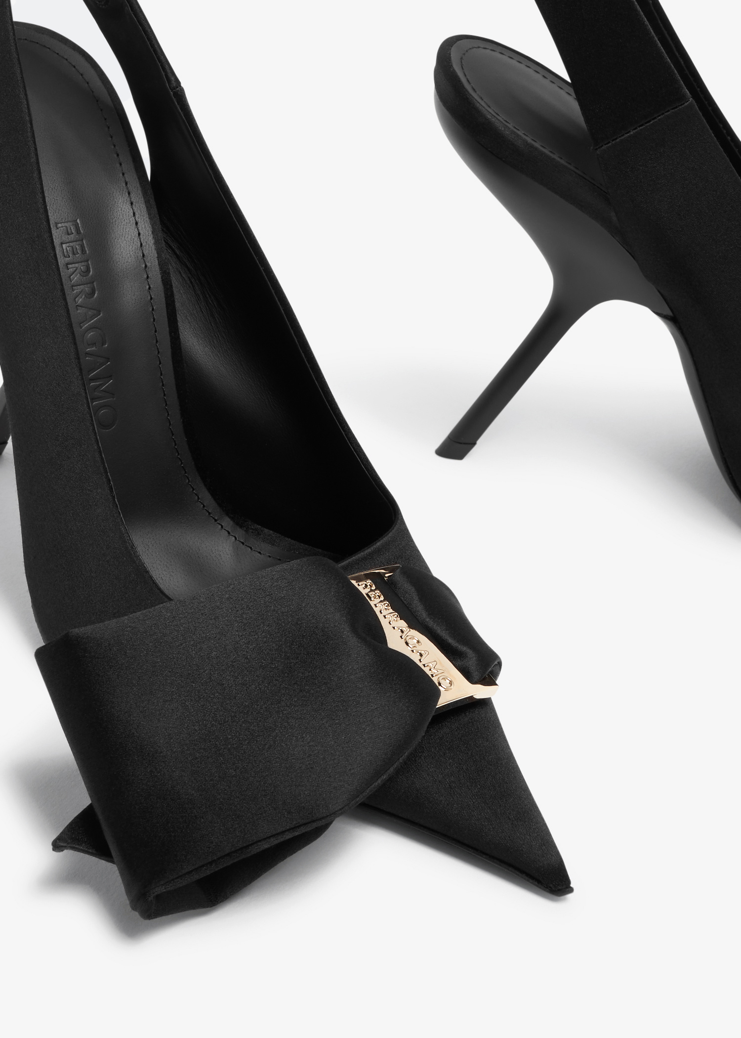 Ferragamo Erica slingback pumps for Women - Black in UAE
