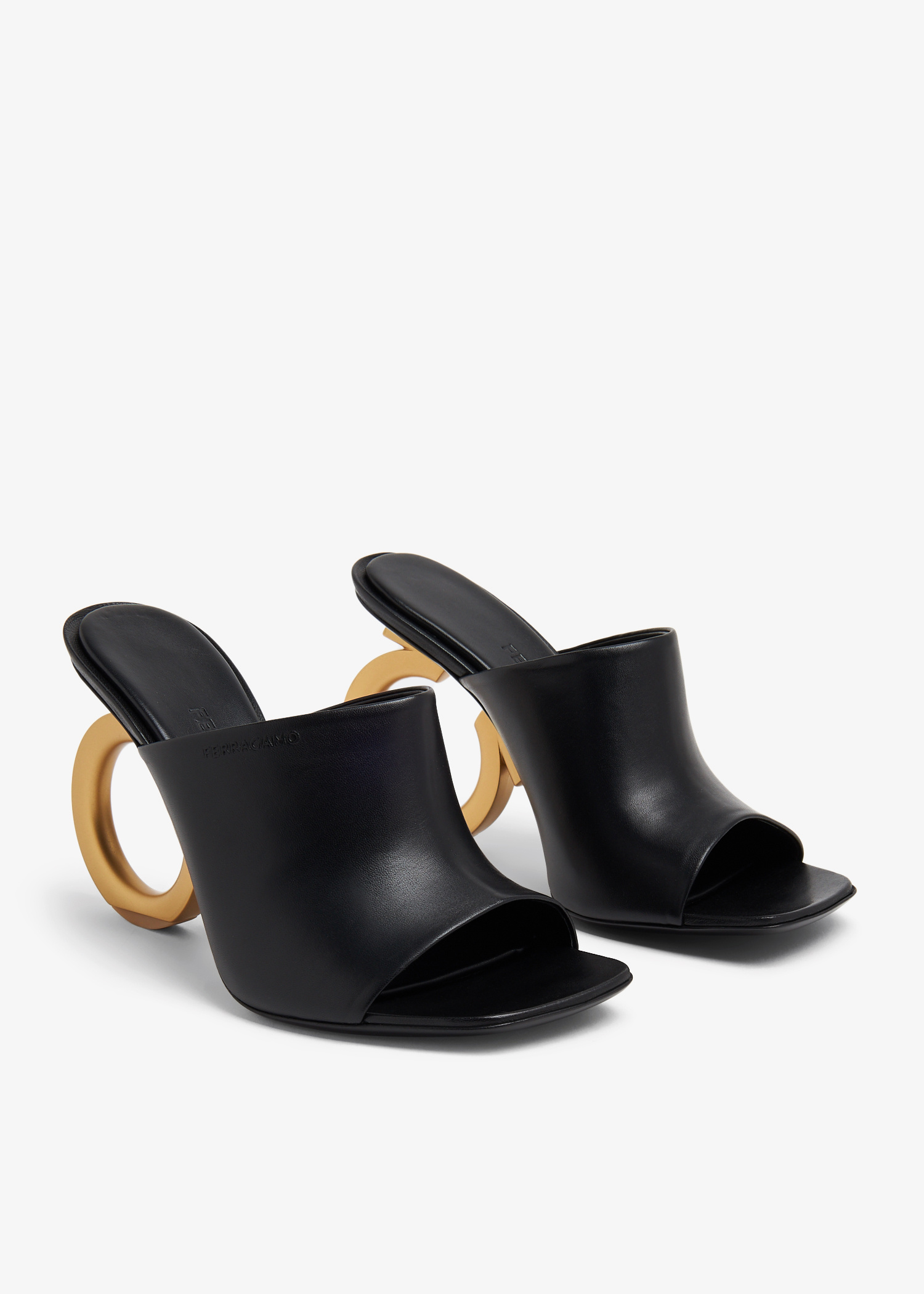 【送料&関税込】Ferragamo Black Nappa Leather Finn Mules 楽天市場】Salvatore Ferragamo サルヴァトーレフェラガモ Mule