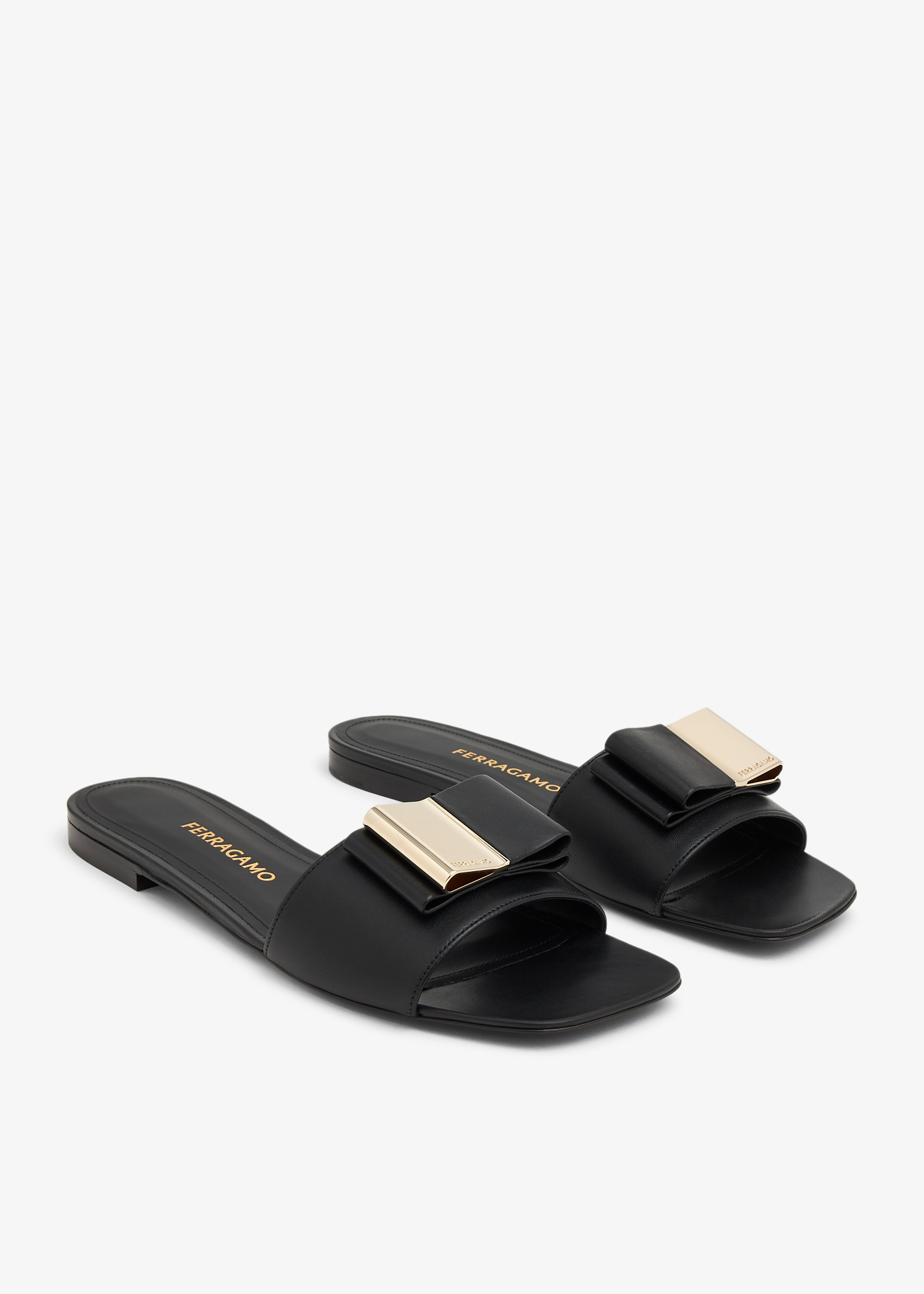 Ferragamo Lyana sandals for Women - Black in UAE | Level Shoes