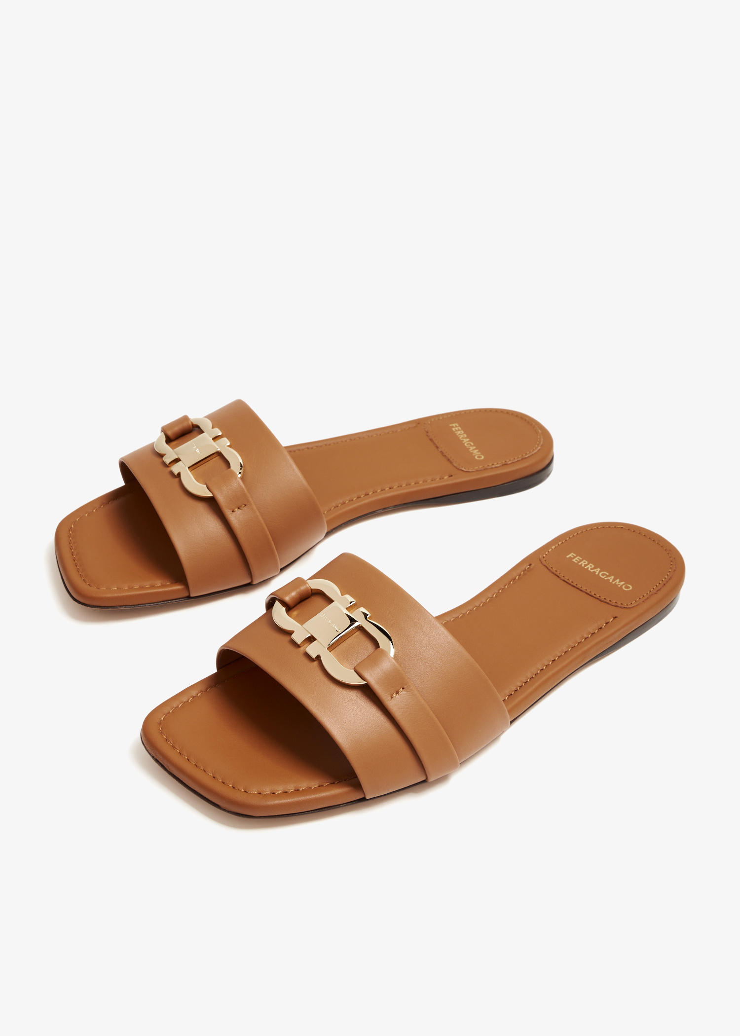 Ferragamo Leah flat sandals for Women - Brown in UAE | Level