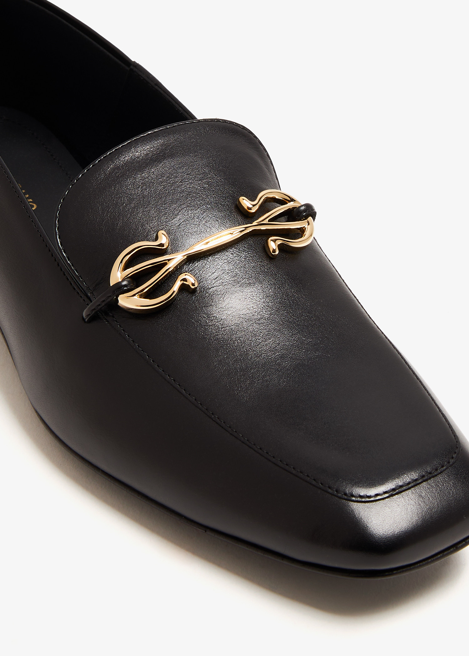 パンプス FERRAGAMO ORNAMENT LADY GANCIO (01K450785204 NERAMANER) Pump with Gancini ornament - Women | Ferragamo