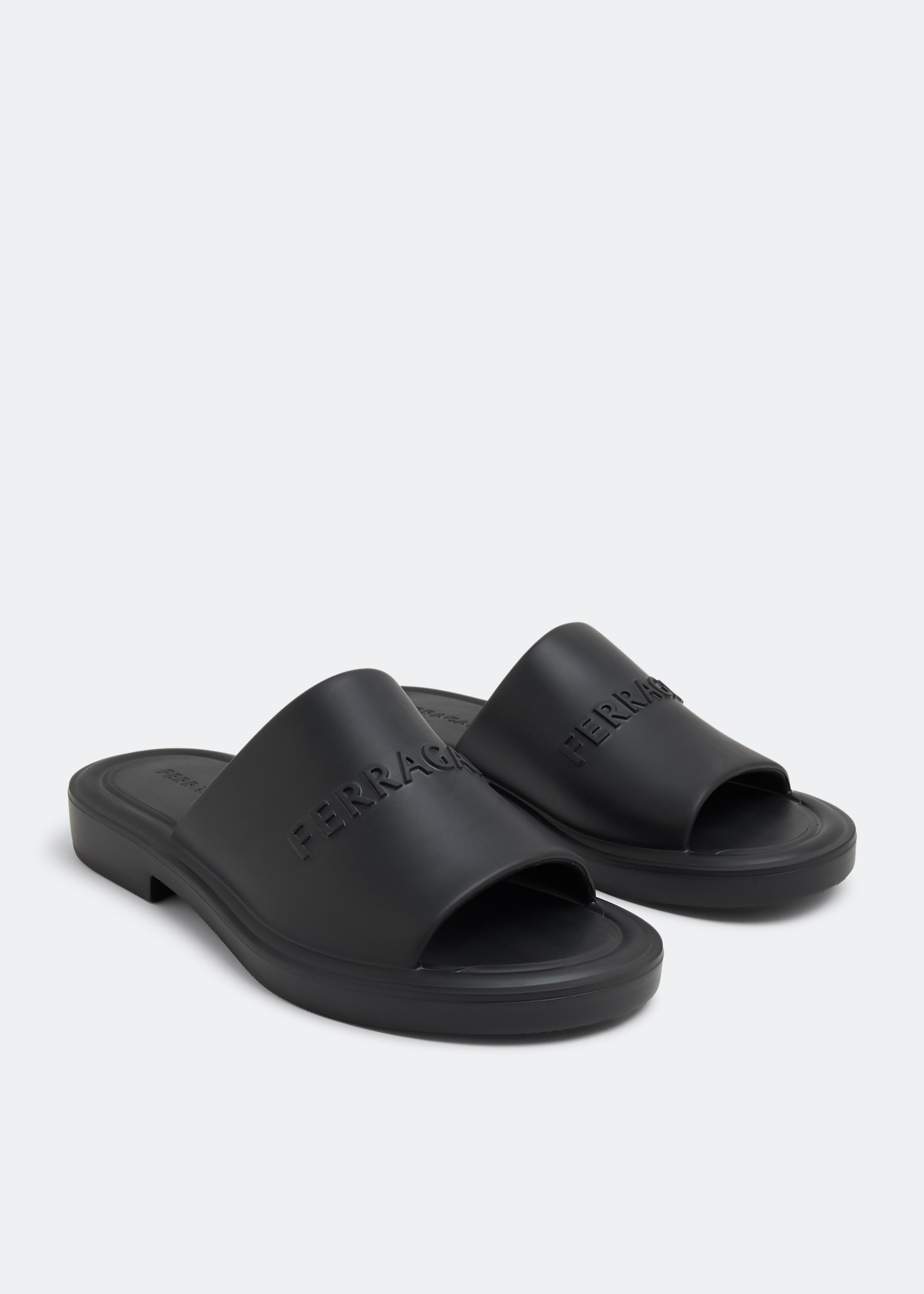 Ferragamo Giuneva slide sandals for Men - Black in UAE