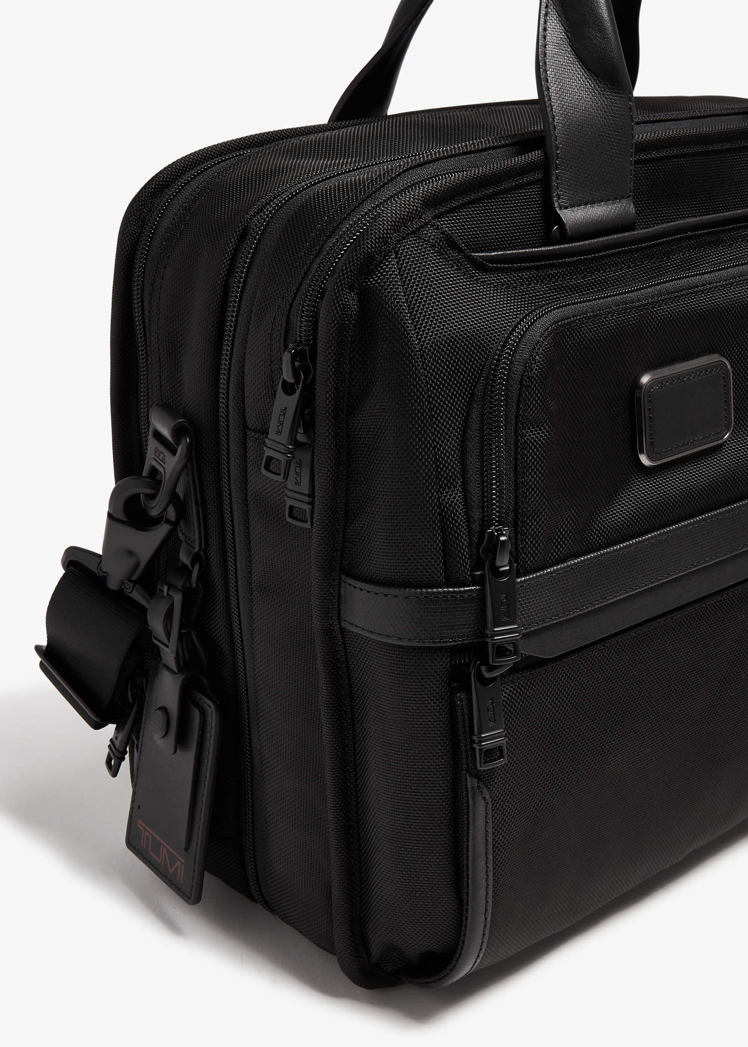 TUMI Alpha 3 Expandable organiser laptop brief for Men - Black in