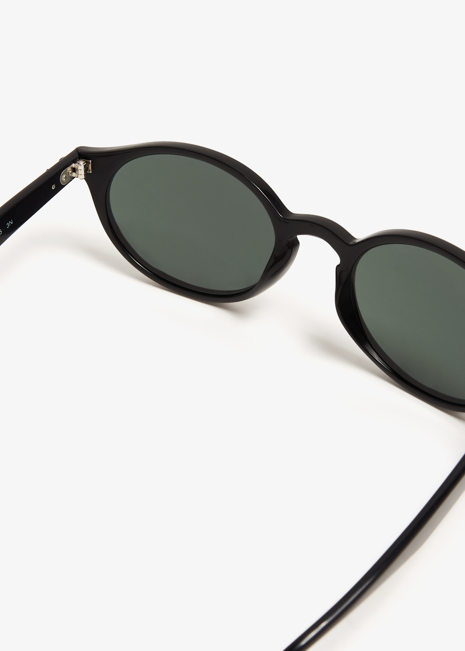 Ray-Ban Low Oval sunglasses for ADULT-UNISEX, Men, Women - Black