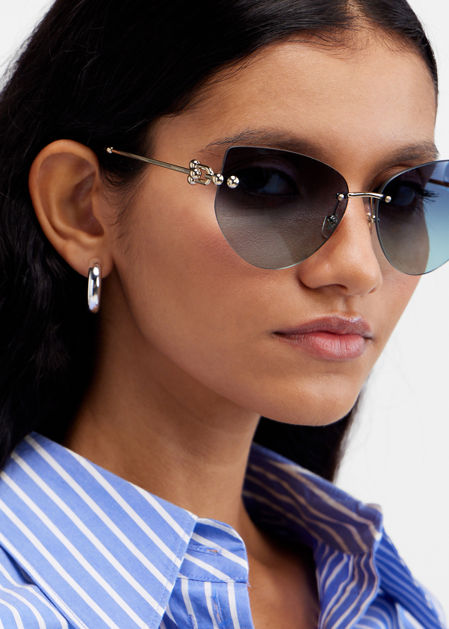 YOKKAO スウェット　windy fairtex twins ティファニー Tiffany & Co. Tiffany HardWear sunglasses for Women - Gold