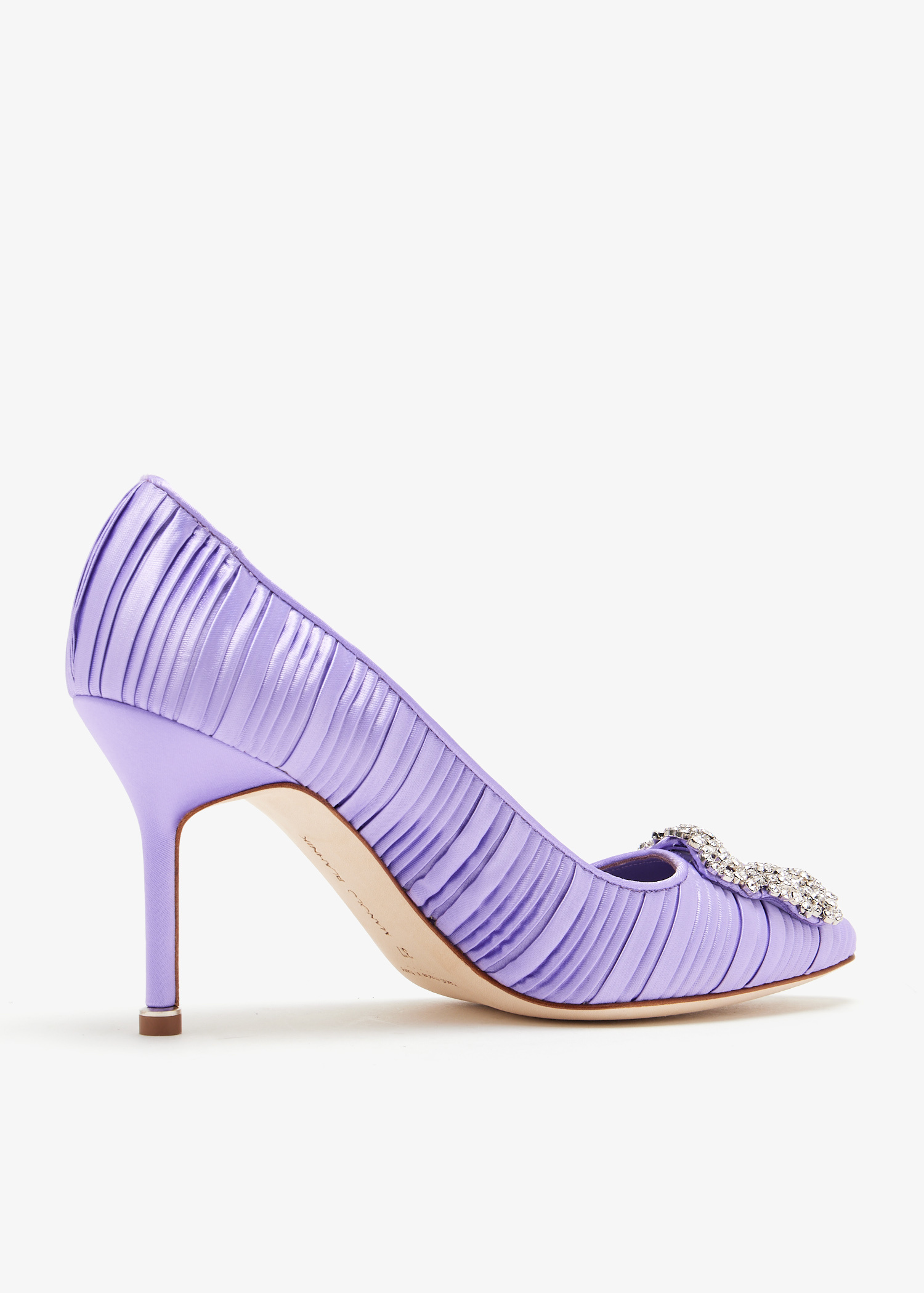 Manolo Blahnik Hangisi satin pumps for Women - Purple in UAE