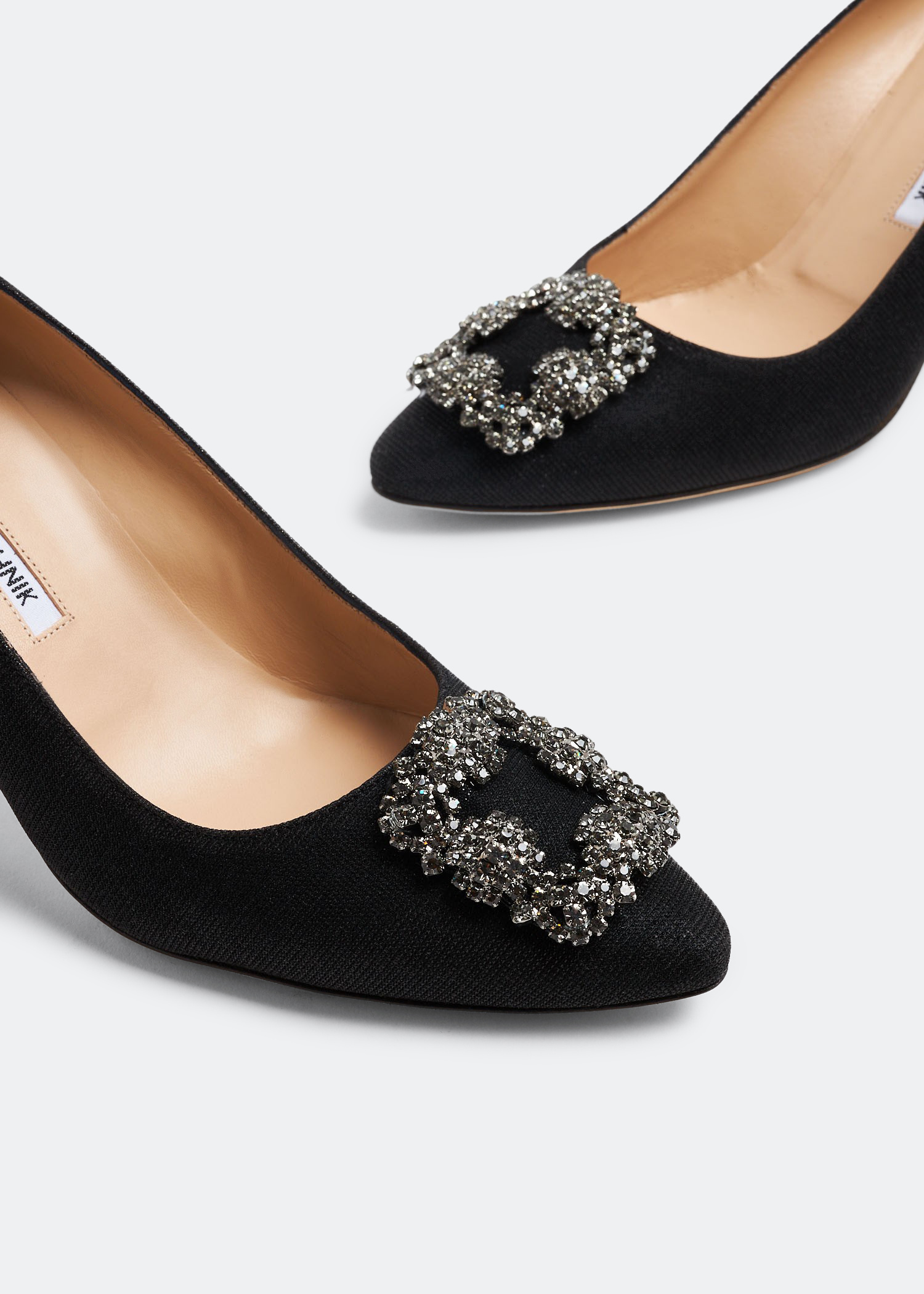 最終値下げ！MANOLO BLAHNIK x DrawerOLARANA Manolo Blahnik Hangisi satin pumps for Women - Black in