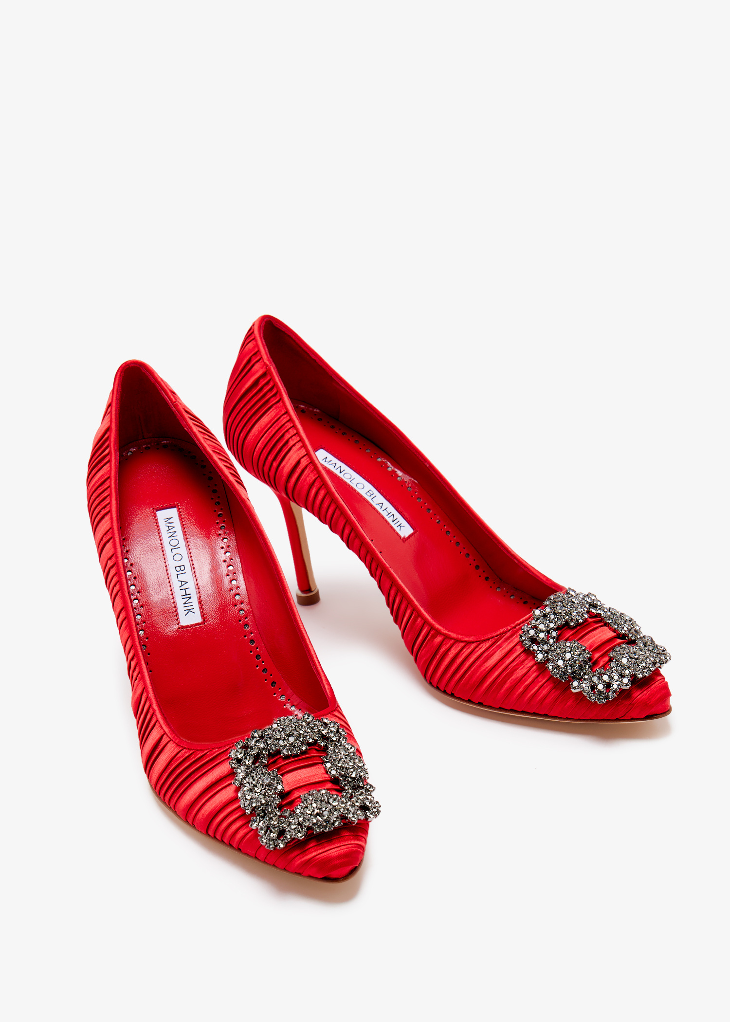 Manolo Blahnik Hangisi satin pumps for Women - Red in Qatar