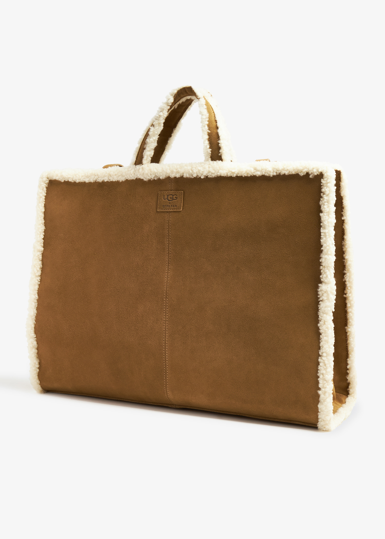 【TELFAR×UGG】スエードトートバッグ LARGE★国内発関税込★ TELFAR×UGG】スエードトートバッグ LARGE☆国内発関税込