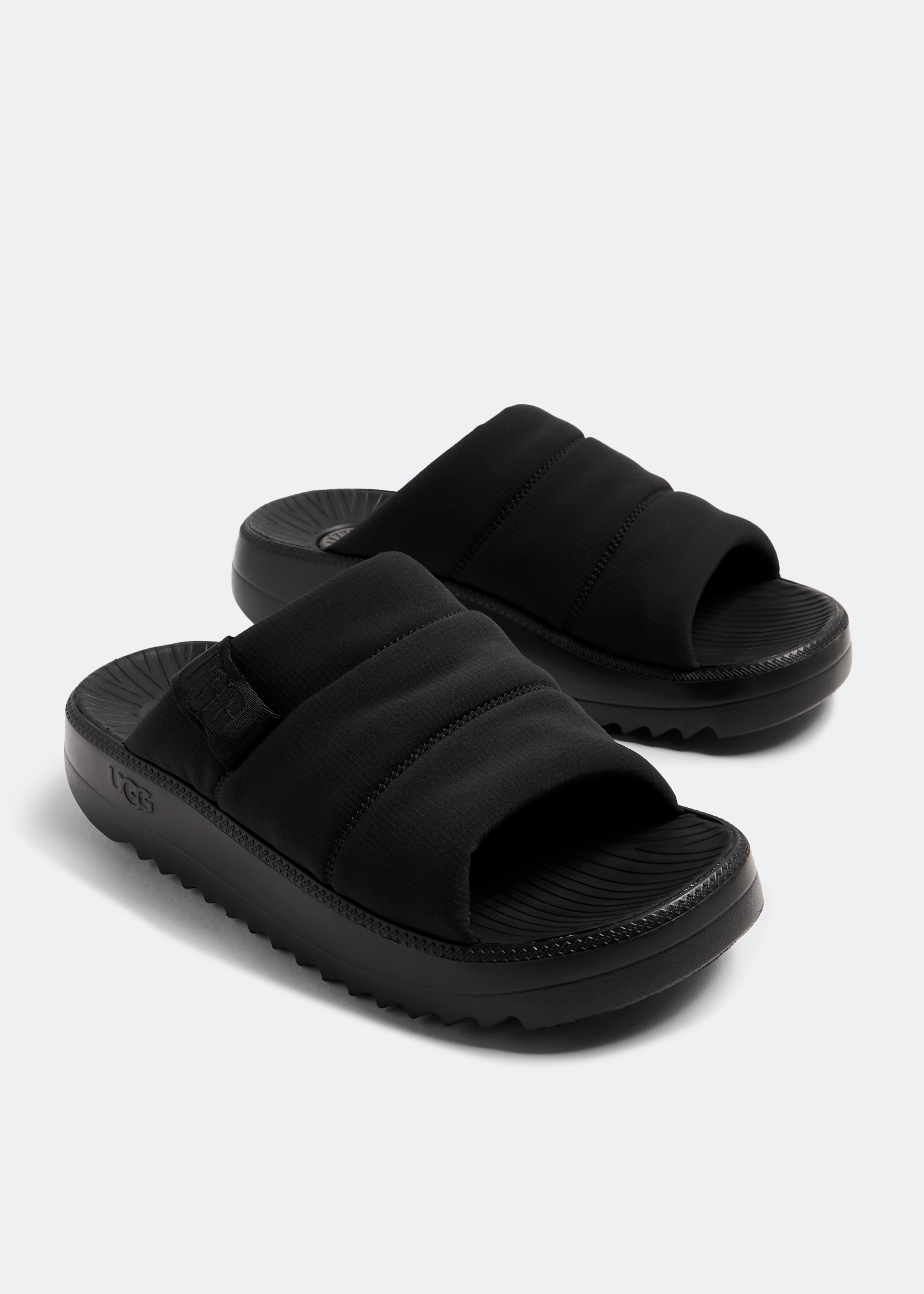 UGG Maxxer Slide sandals for Men - Black in KSA | Level Shoes