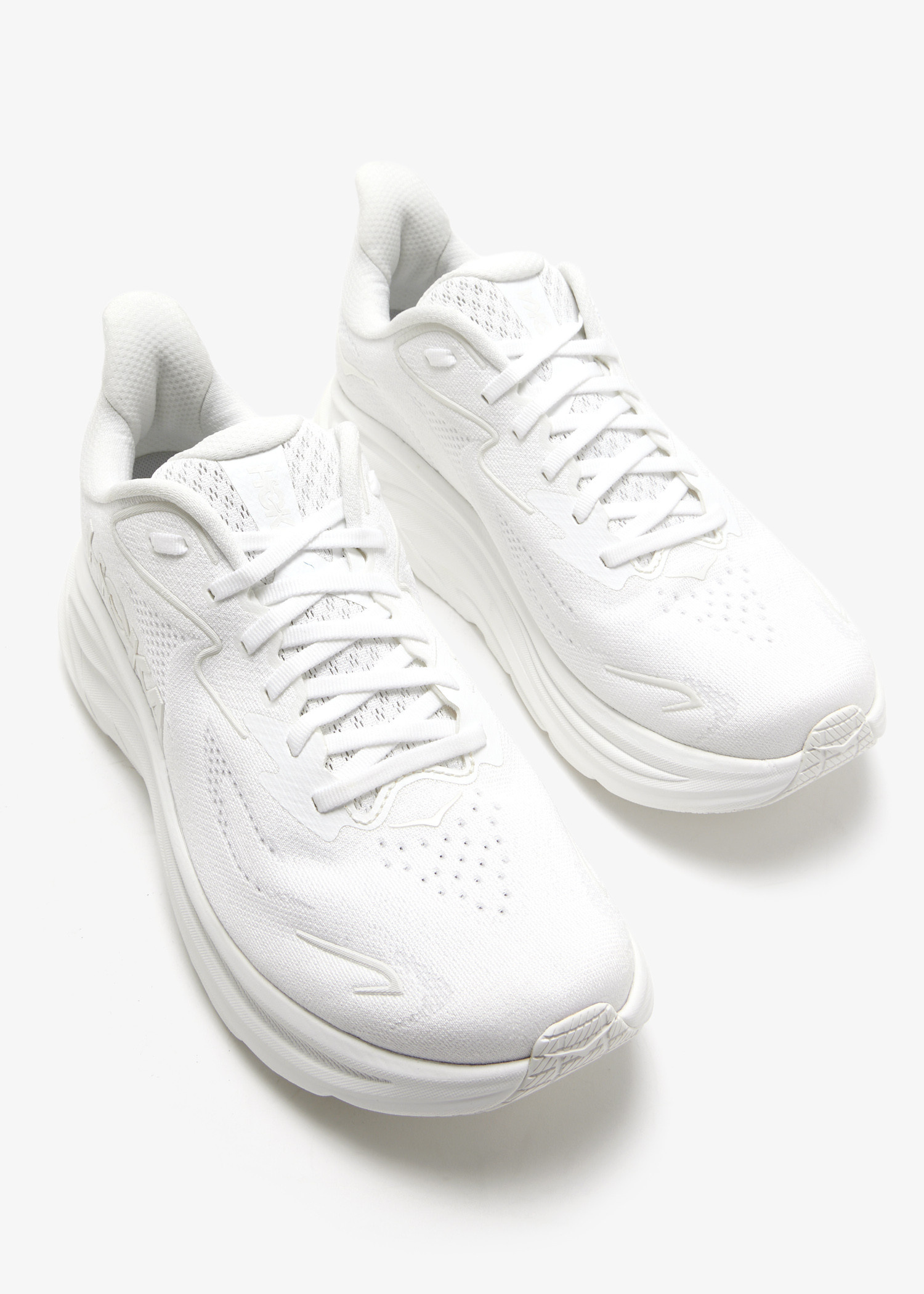 HOKA ONE ONE Clifton 10 ホワイト 26cm Hoka Clifton 10 sneakers for Men - White in UAE | Level Shoes