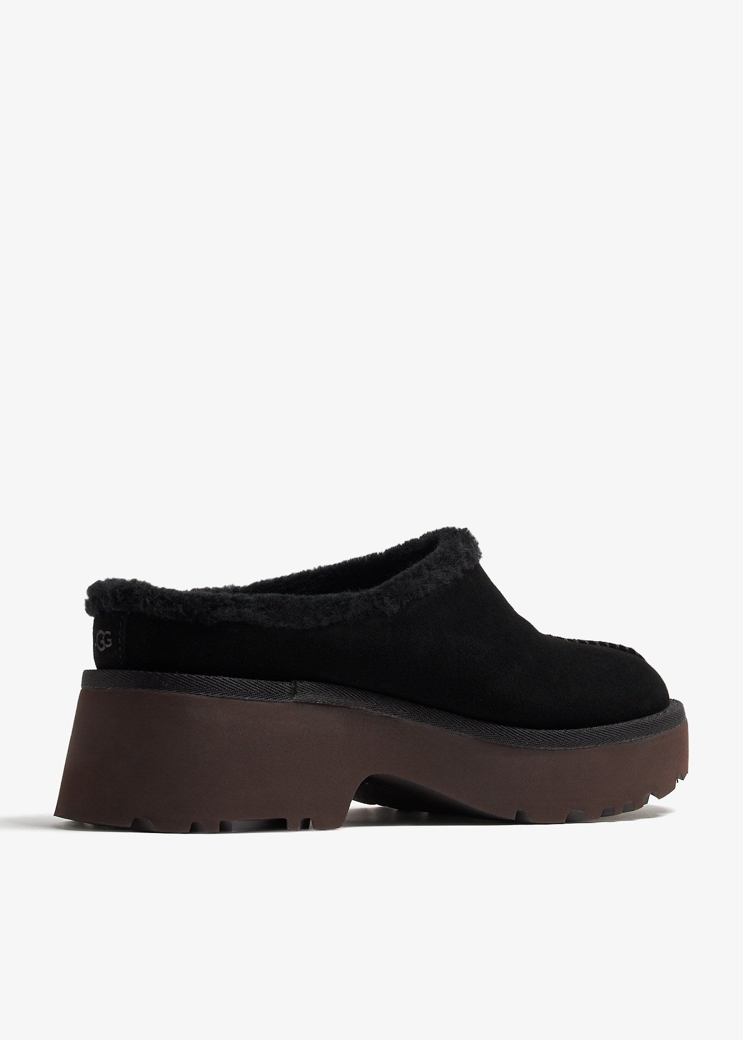UGG New Heights Cozy clogs for Women - Black in UAE | Level