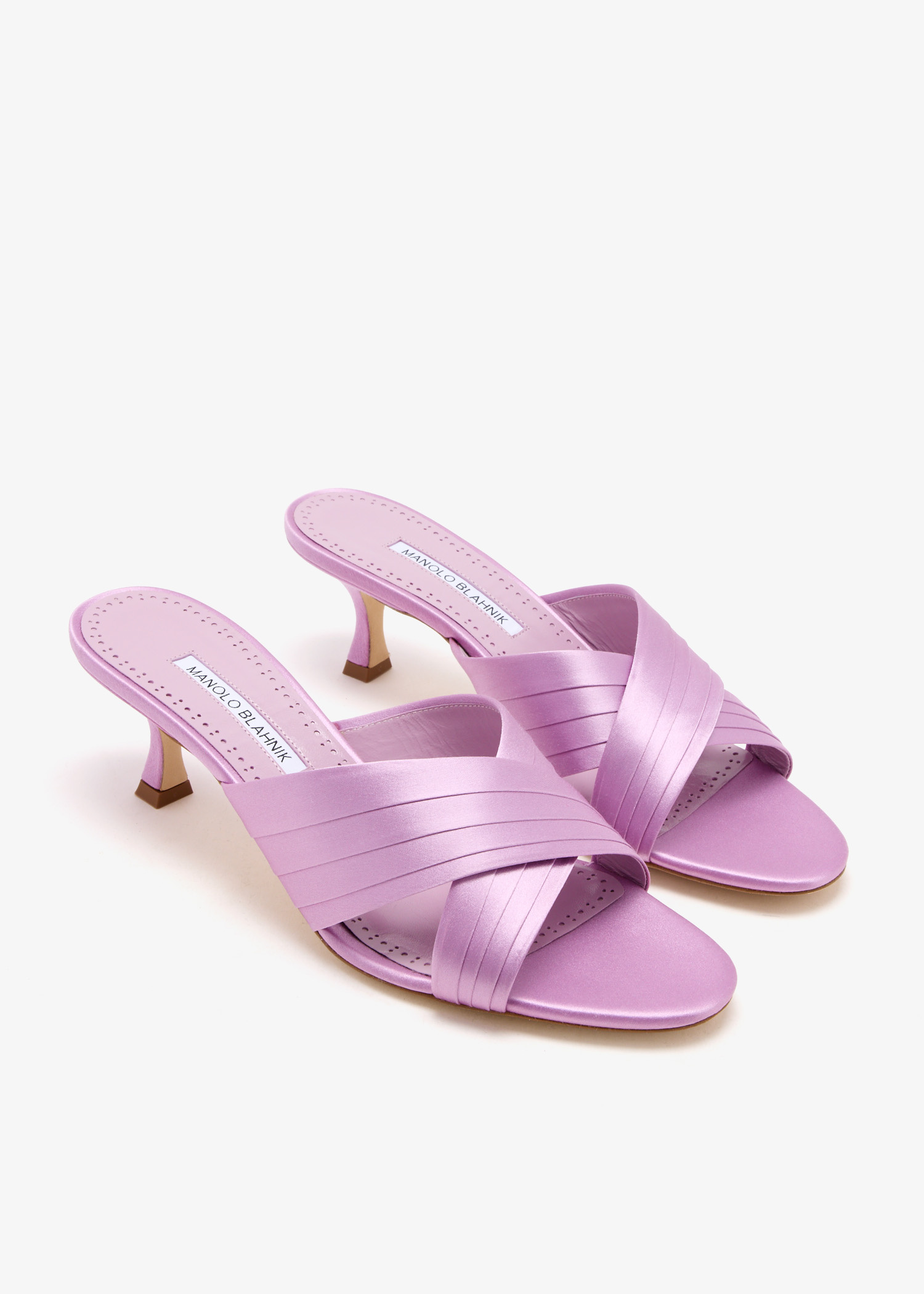 Manolo Blahnik Vieramul mules for Women - Purple in UAE | Level Shoes