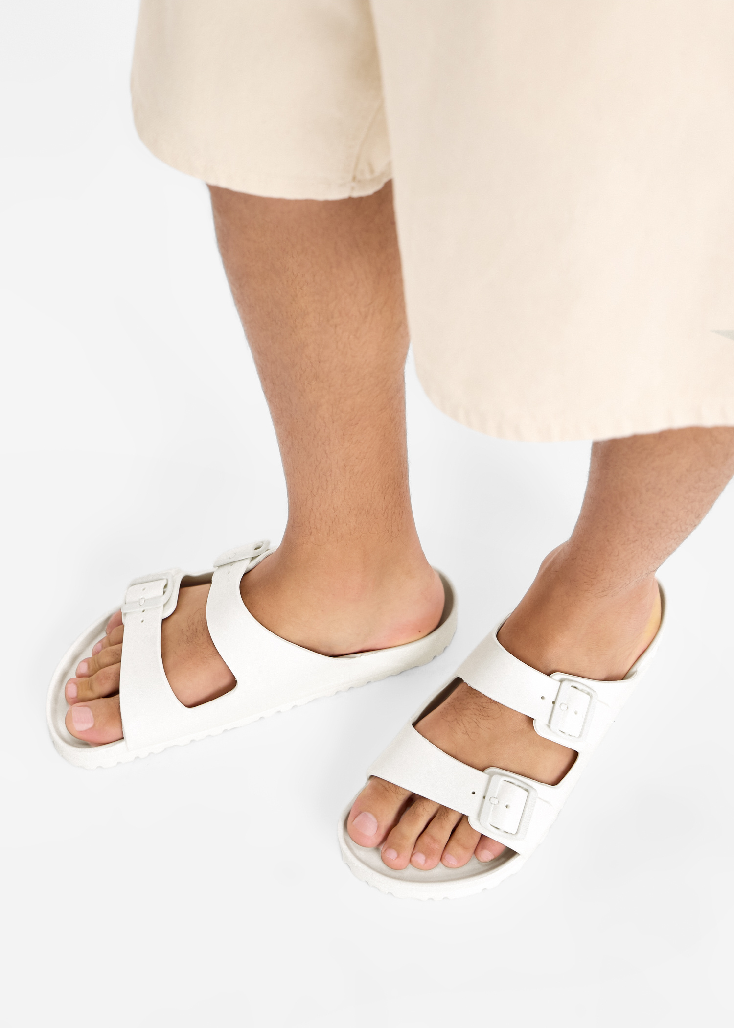 Birkenstock Arizona regular-width sandals for Men - White in USA
