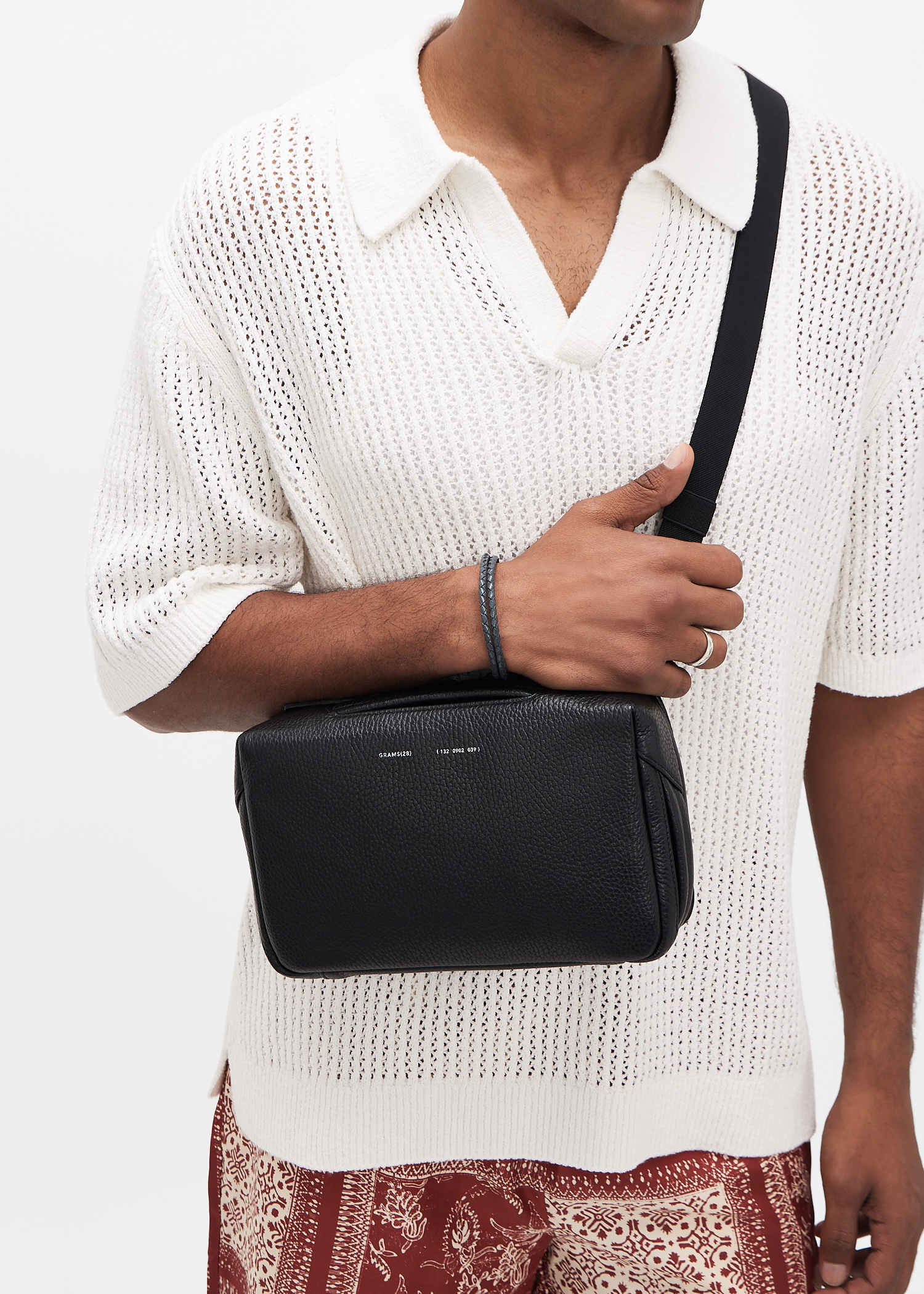 GRAMS28 132 pro essential case for Men - Black in UAE | Level Shoes