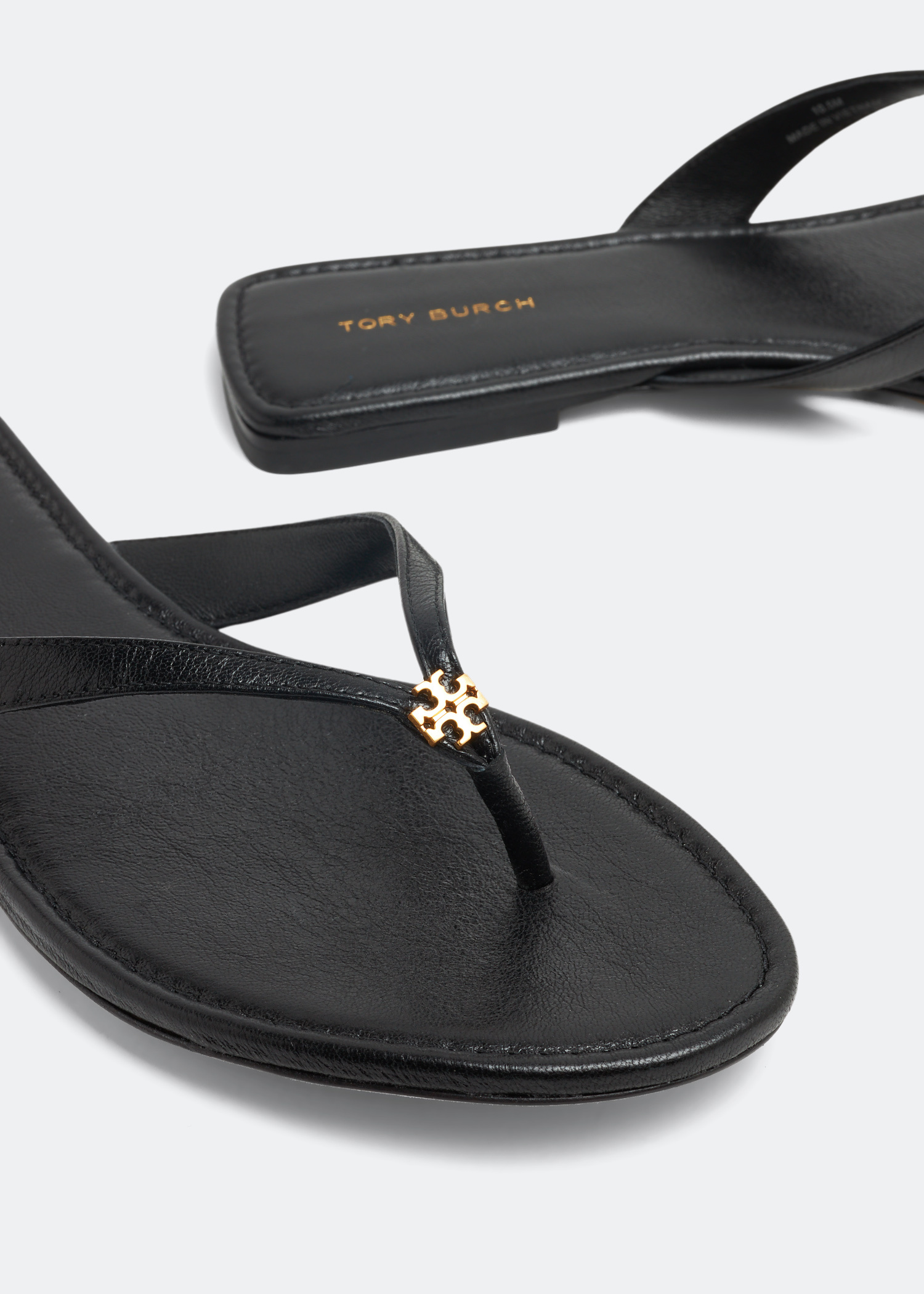Tory Burch Capri leather flip flops for Women - Black in USA