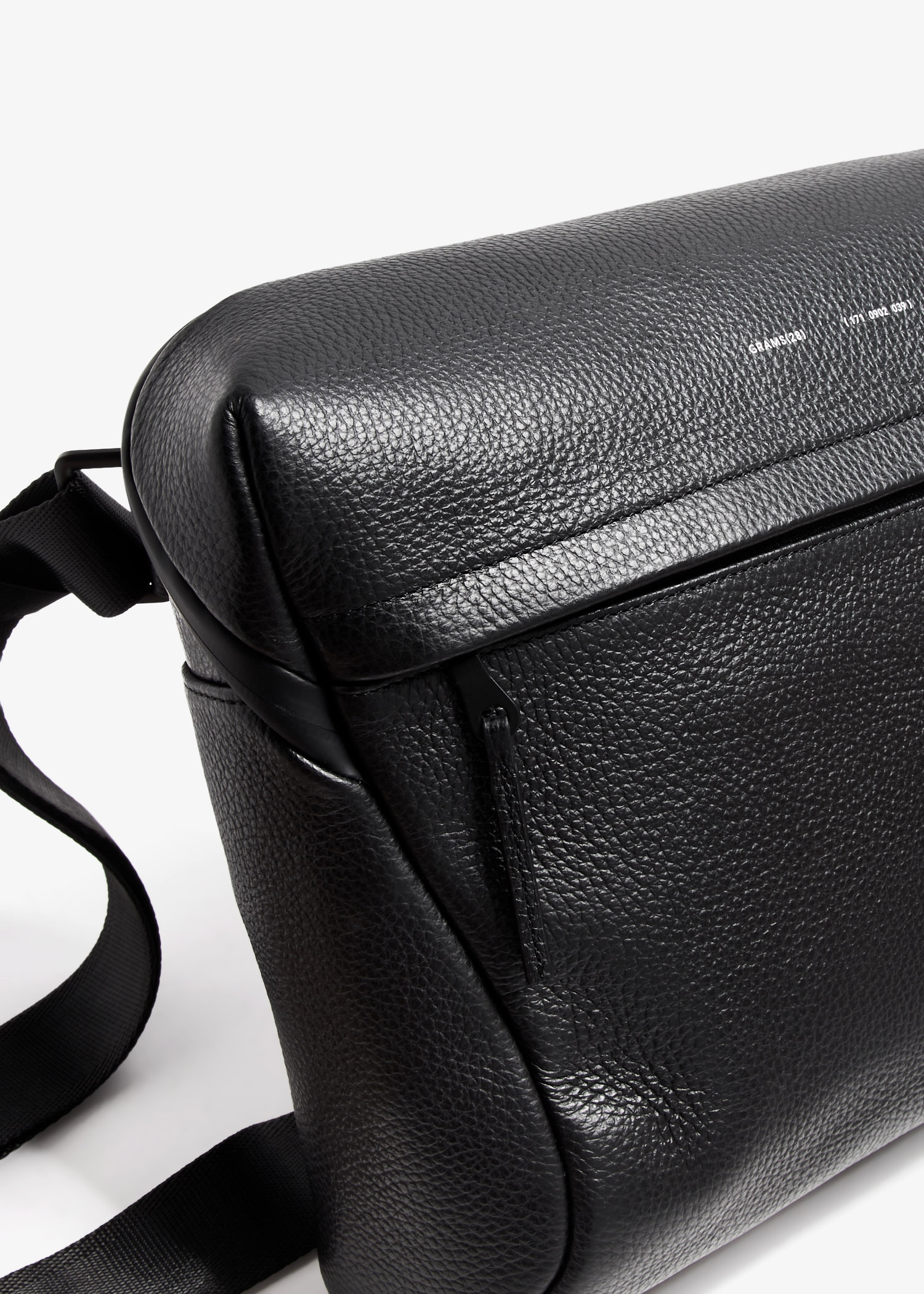 GRAMS28 171 laptop sling bag for Men - Black in USA | Level Shoes