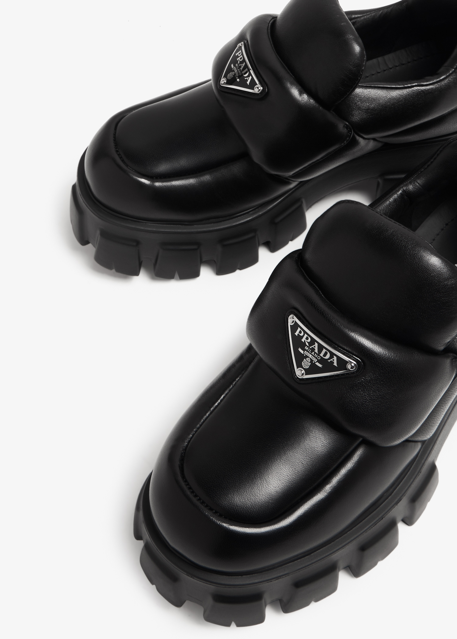 １点限り！VIP顧客セール★ネックウォーマー┃PRADA★910.10.180 1点限り！VIP顧客セール☆ネックウォーマー┃PRADA☆910.10.180