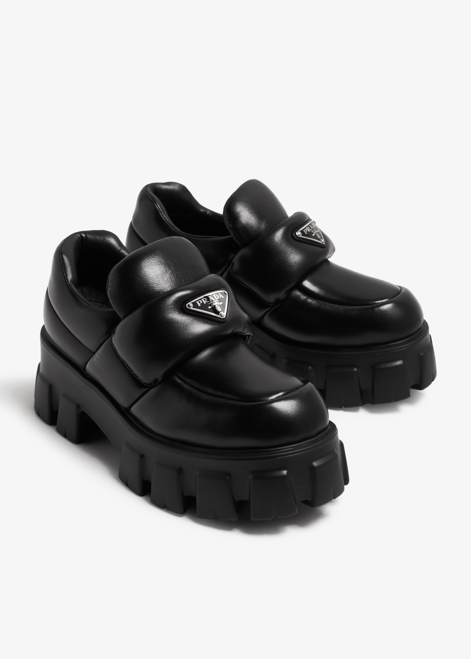 Prada女士软垫纳帕皮革乐福鞋- 黑色阿联酋| level shoes