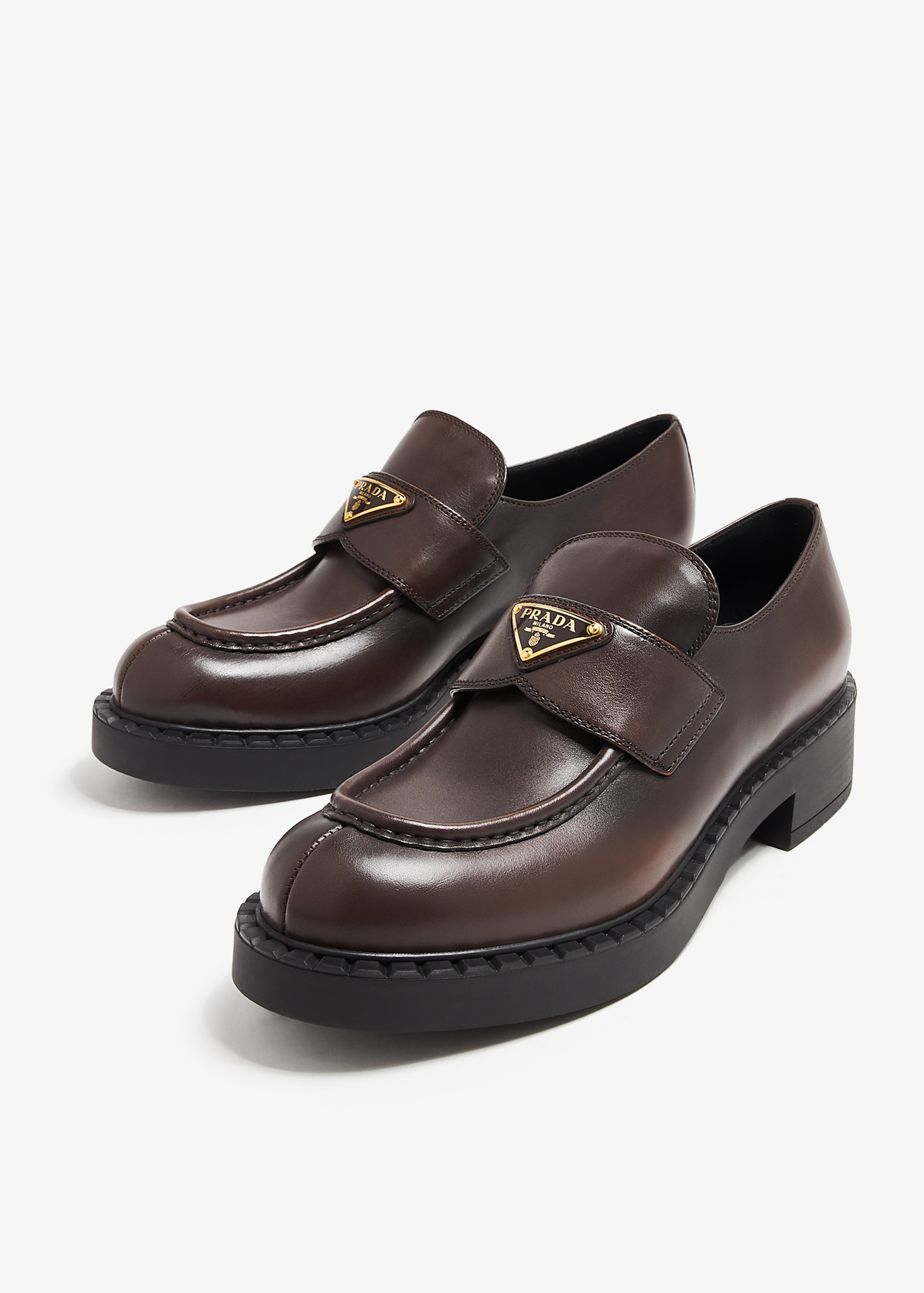 靴 PRADA square toe leather loafers brown Prada Chocolate leather loafers for Women - Brown in Kuwait
