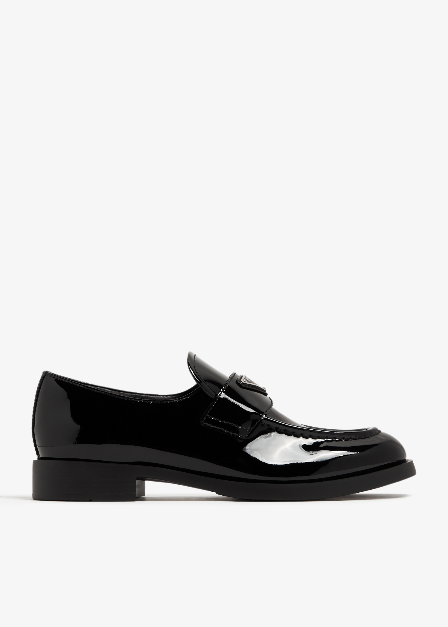 Prada女士漆皮乐福鞋- 黑色阿联酋| level shoes