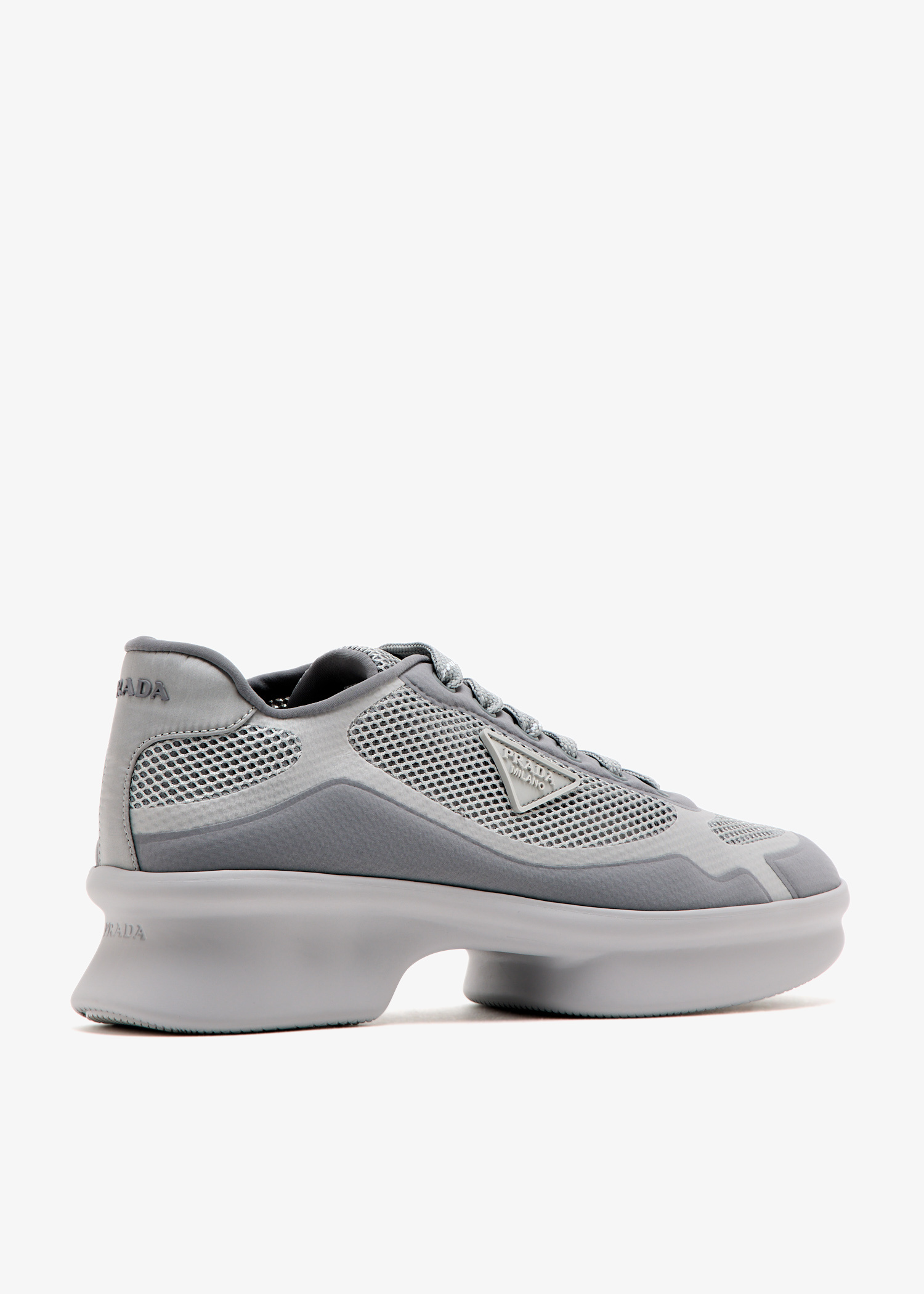 YNSFユキ　PRADA 11ss TAPERD FIT Prada Re-Nylon and mesh fabric sneakers for Women - Grey in