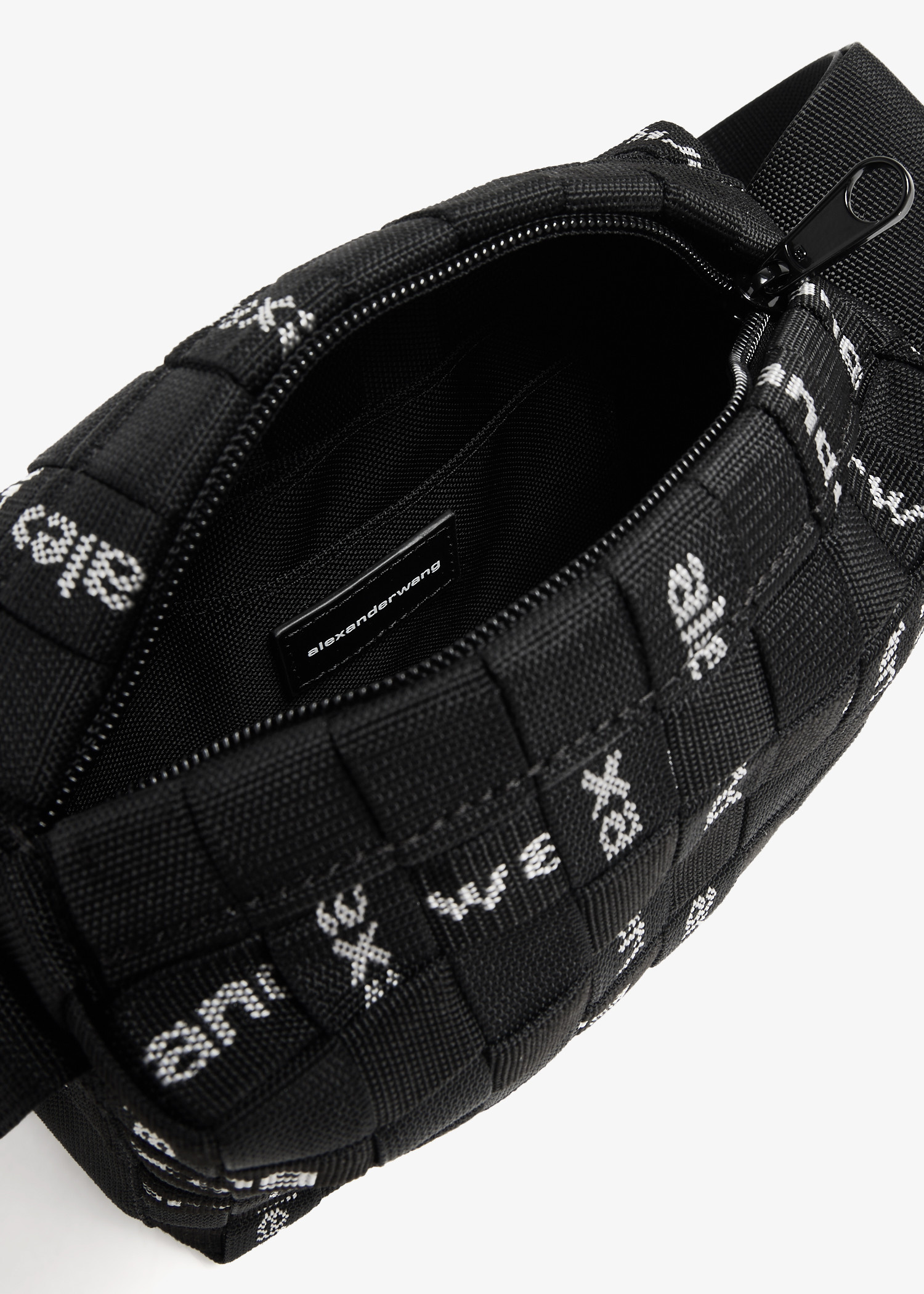 Alexander Wang Linux ナイロン ロゴ ショルダーバッグ Linux Top Handle Bag in BLACK | alexanderwang®