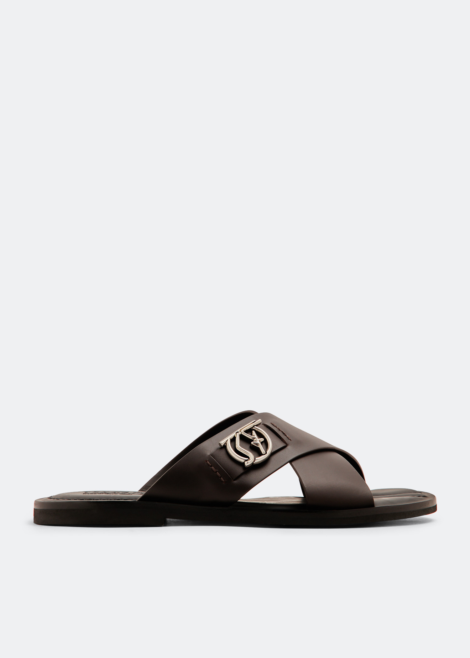 サンダル・ミュール FERRAGAMO Black leather Gancini slippers Ferragamo Gancini sandals for Men - Brown in UAE | Level Shoes