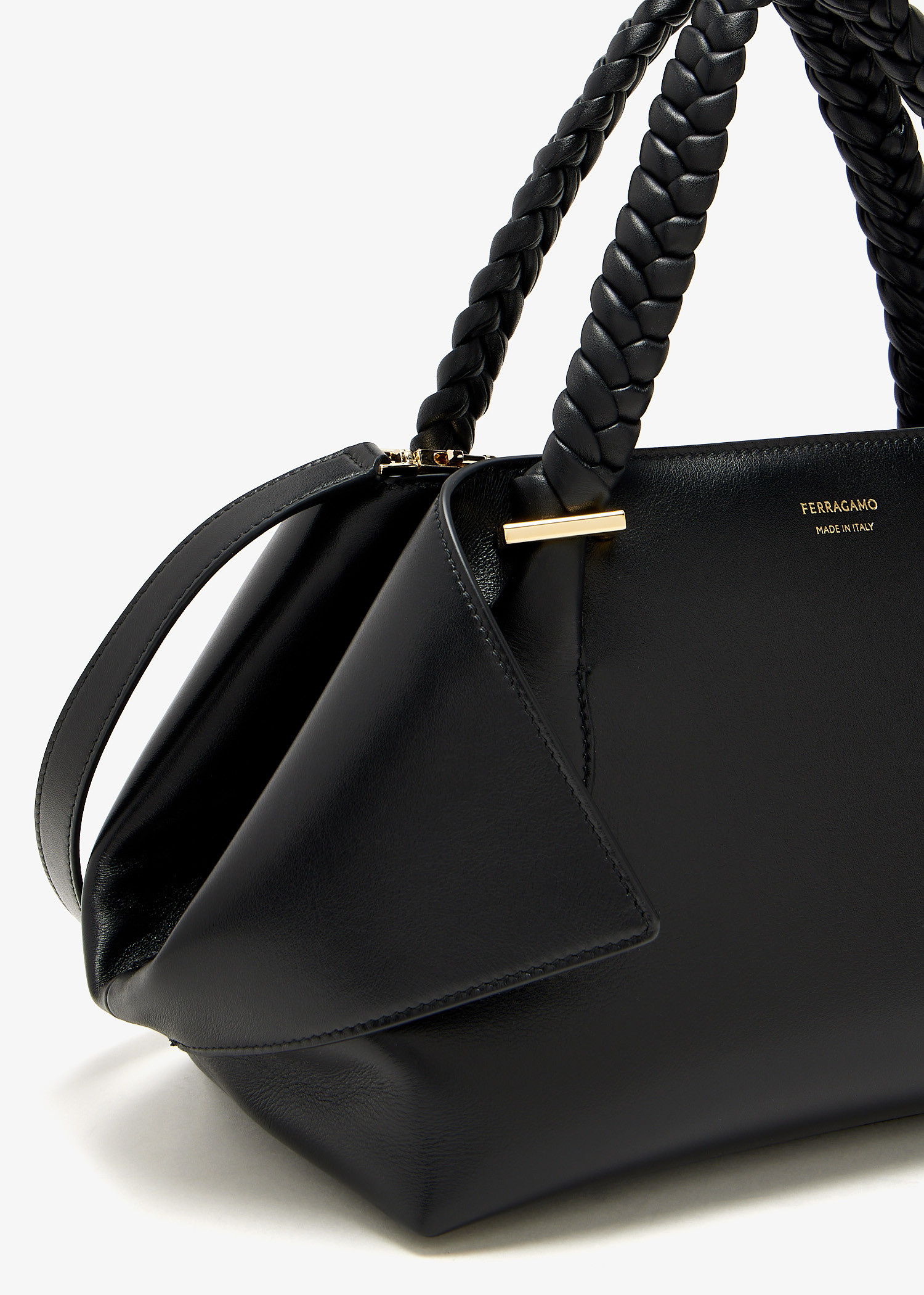送料&関税込】Ferragamo The Scarf Black Leather Bag