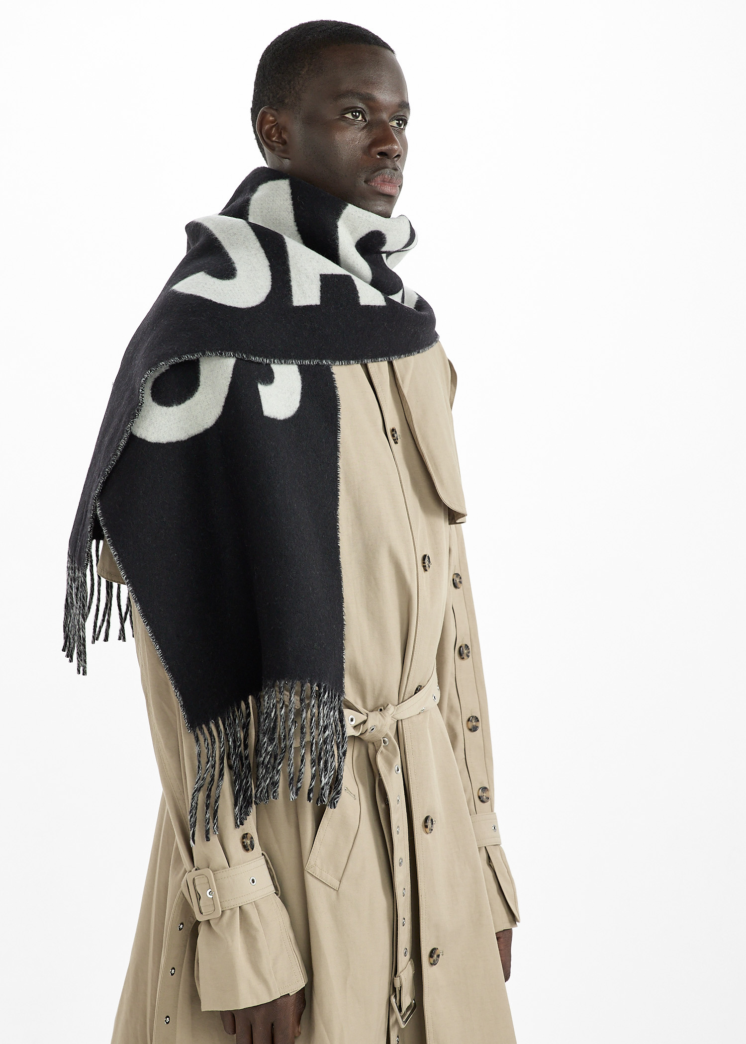 JACQUEMUS【関税送料込】L'Echarpe ウールマフラー The Jacquemus scarf by JACQUEMUS | Official website