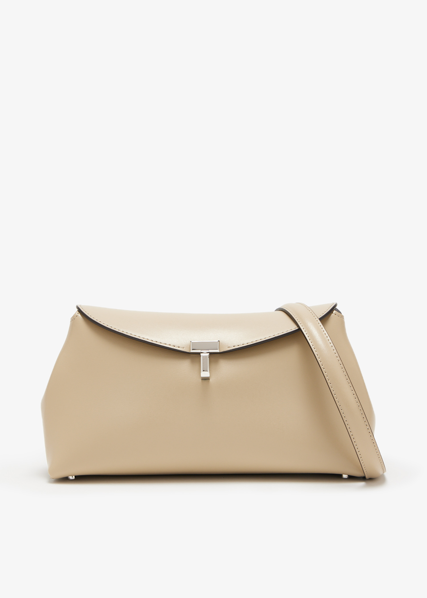 TOTEME｜CLUTCHES (T-Lock clutch (234-WLGBG423-LE0030 001 TOTEME T-Lock clutch for Women - Cream in USA | Level Shoes