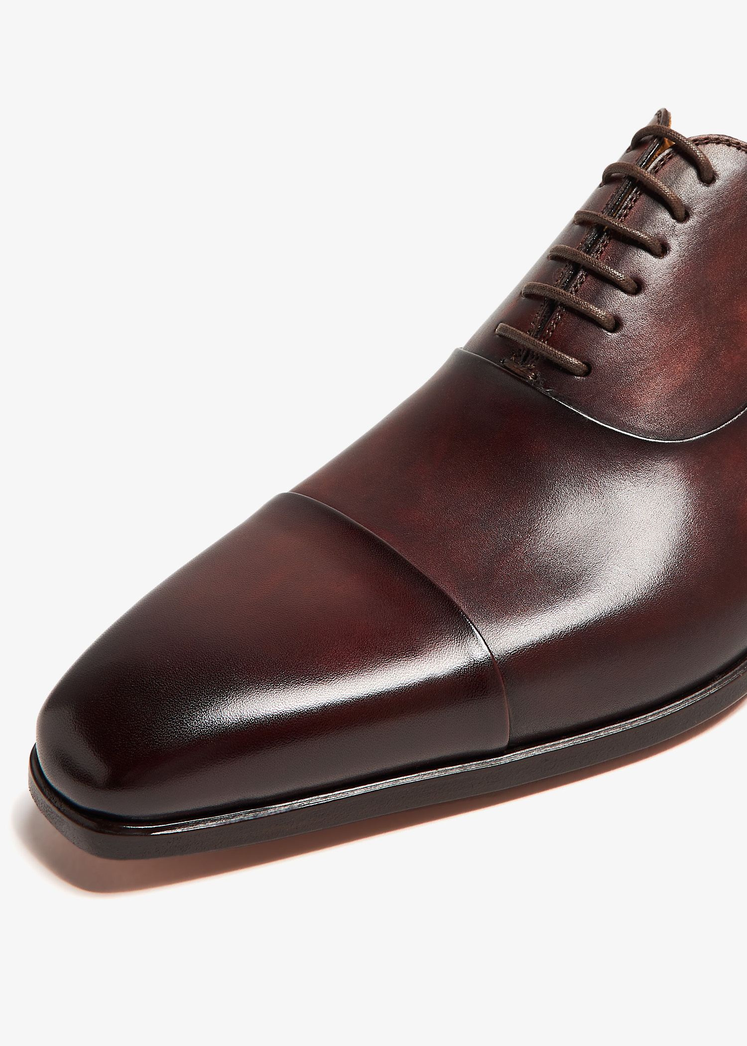 Magnanni Leather Oxford shoes for Men - Brown in USA | Level