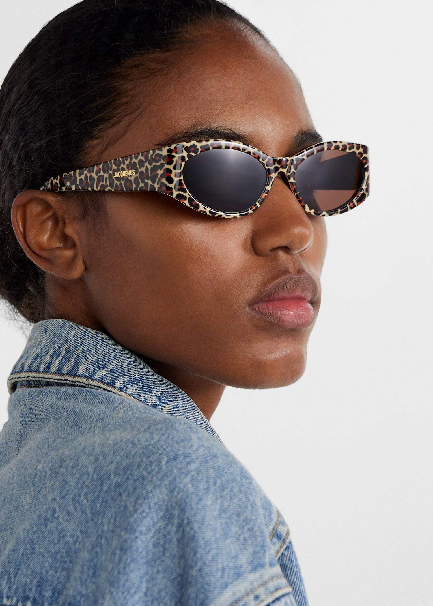 Jacquemus Les Lunettes Ovalo sunglasses for Women - Animal
