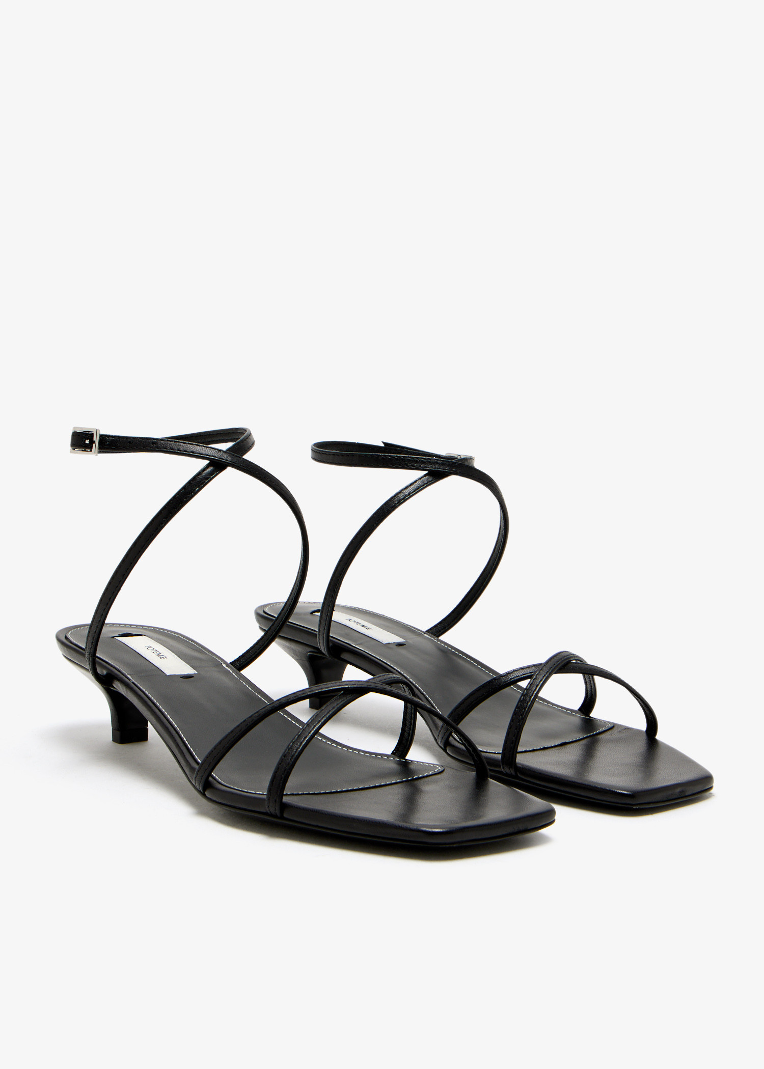 サンダル・ミュール toteme Crossover Sandals - TOTEME - Leather - Black TOTEME crossover-strap Leather Sandals | Black | FARFETCH