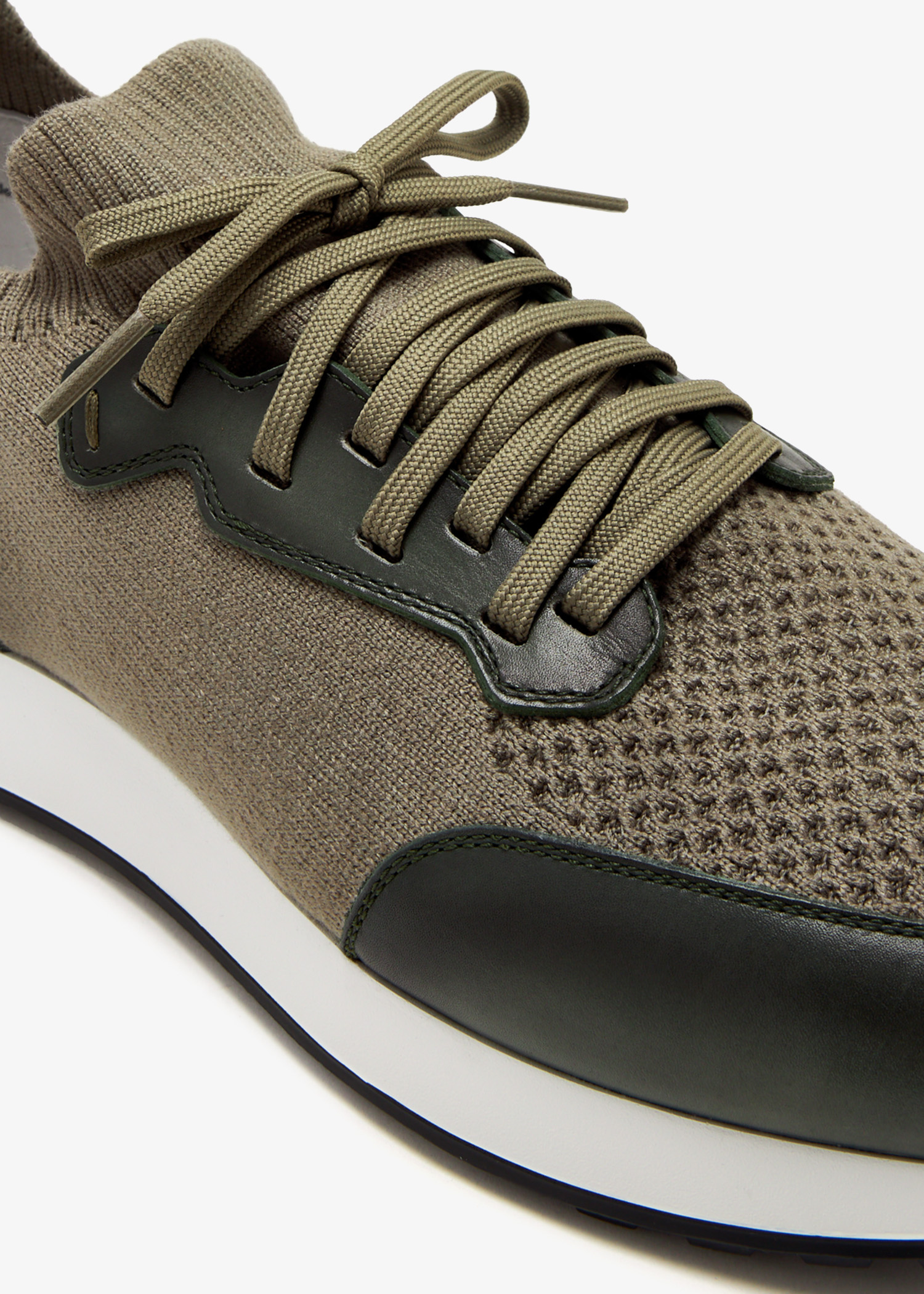 MAGNANNI ニットスニーカー　EU39 Magnanni Knit sneakers for Men - Khaki in UAE | Level Shoes