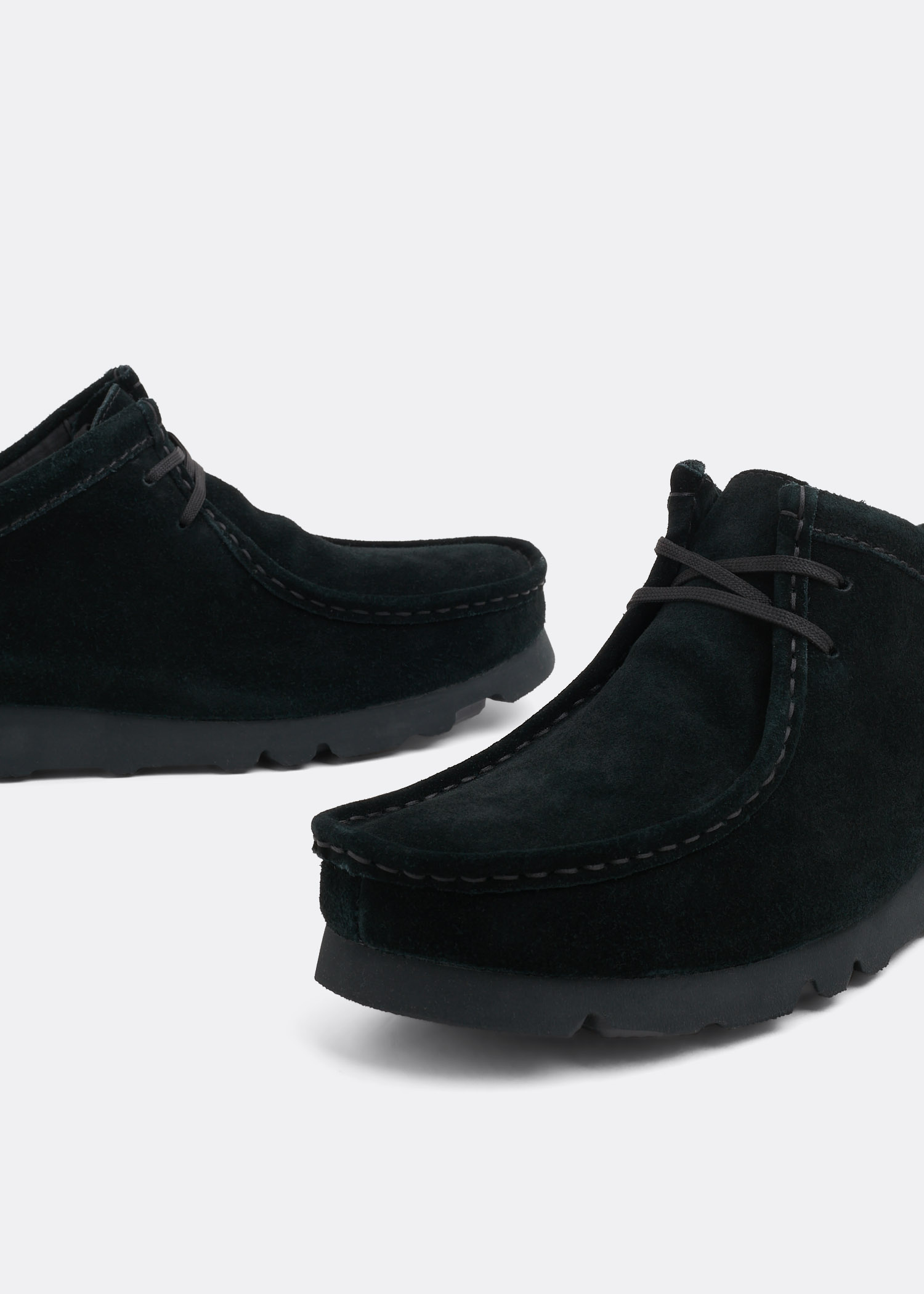 Clarks Wallabee GTX boots for Men - Black in USA | Level Shoes