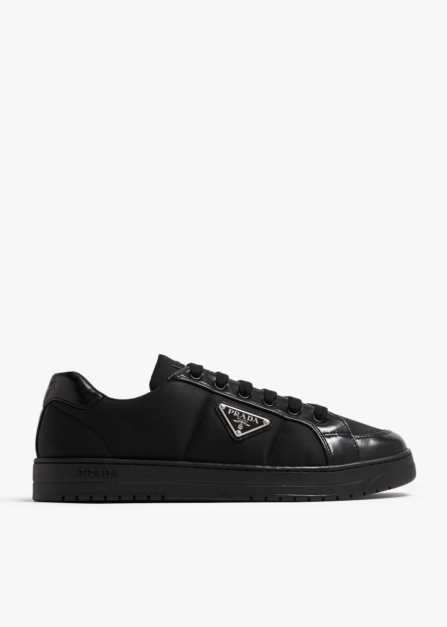 セール★PRADA★1E204N PRADA プラダ 人気 三角ロゴ レザー スニーカー/シューズ 1E204N